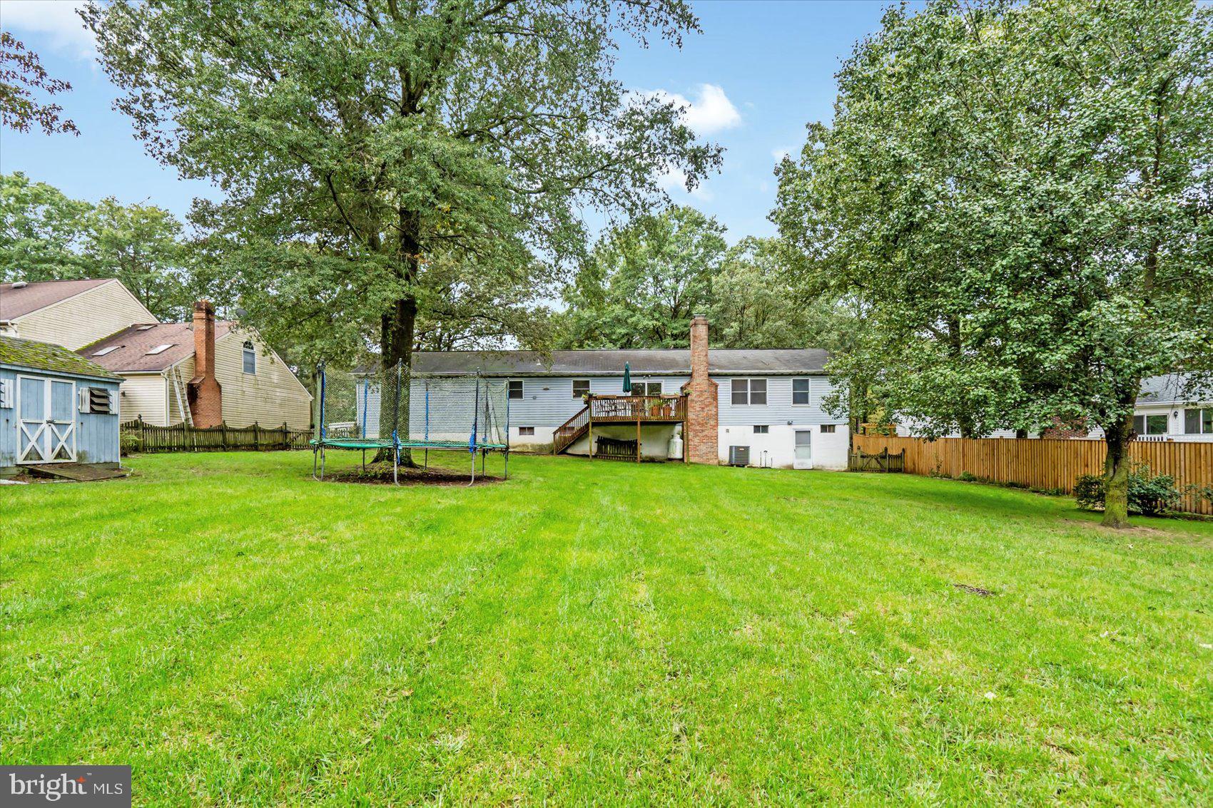 ELMHURST - Residential