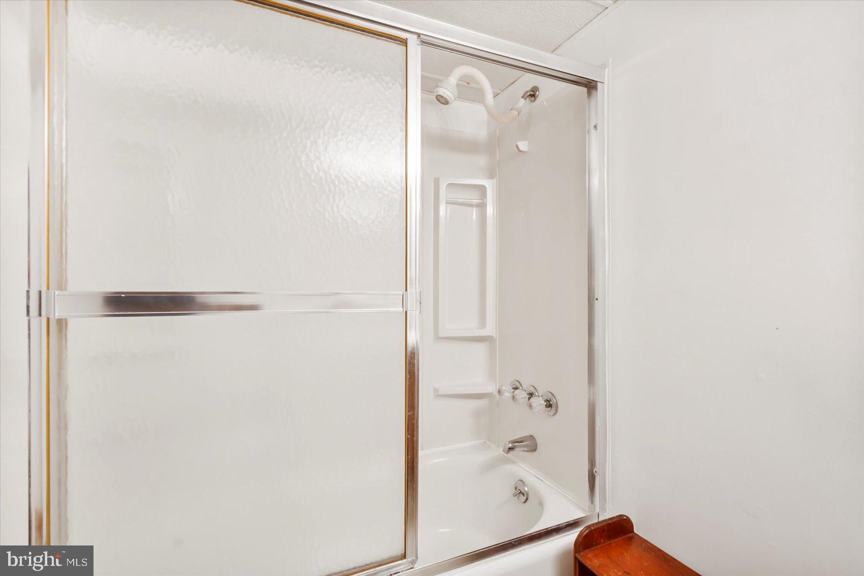 ELMHURST - Residential