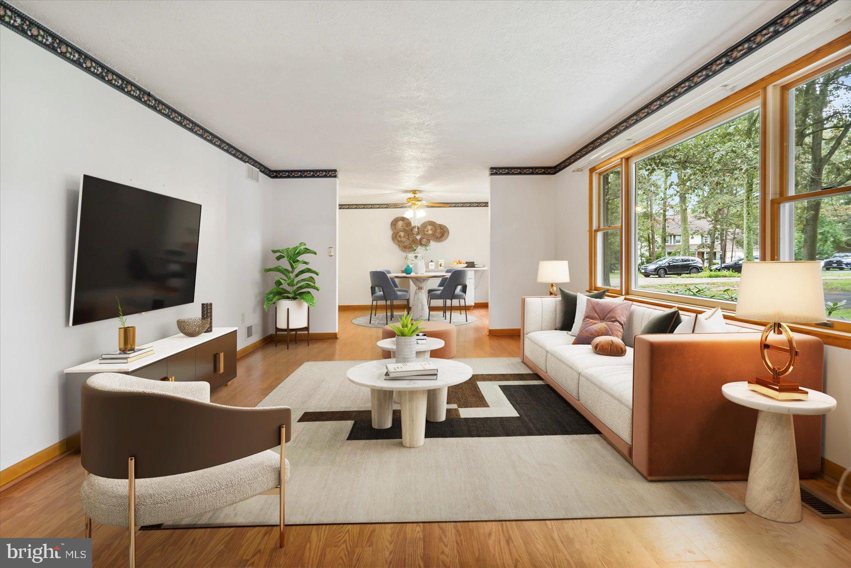 ELMHURST - Residential