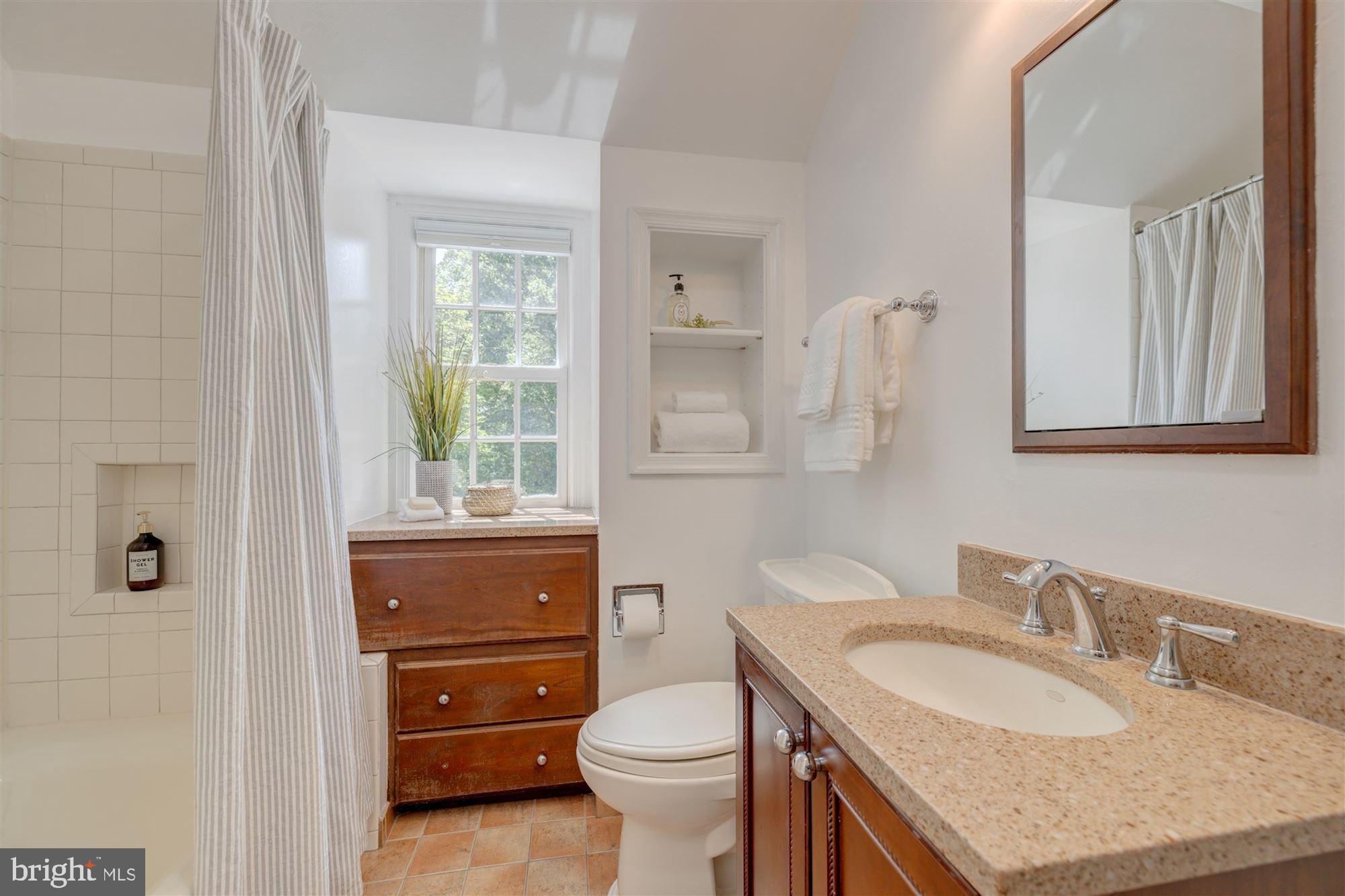 CHEVY CHASE - Residential