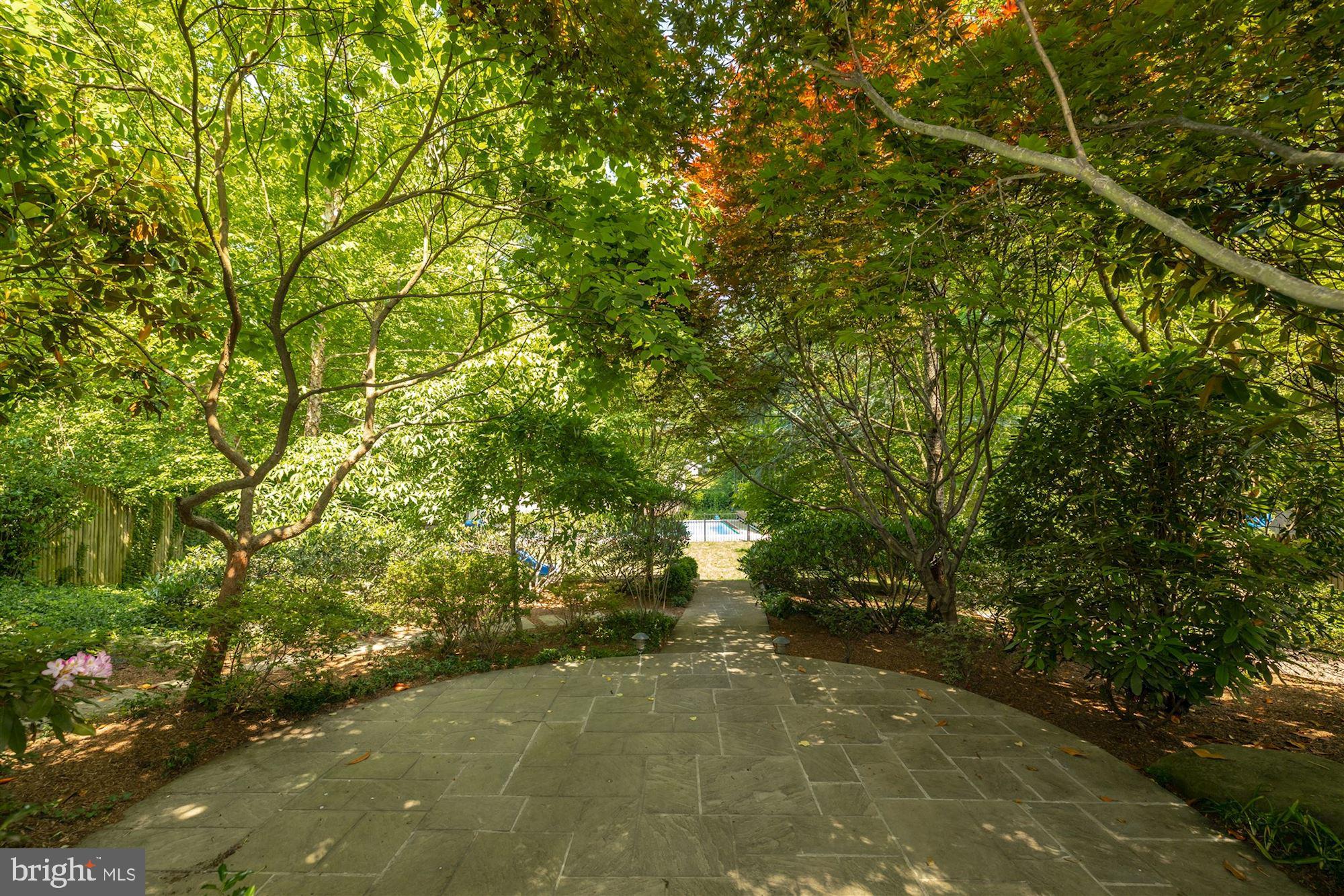 CHEVY CHASE - Residential