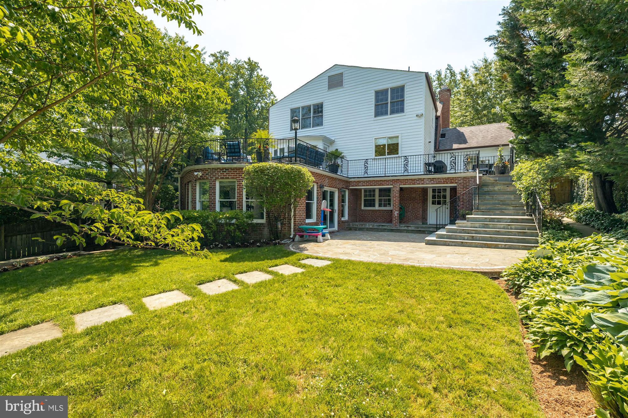 CHEVY CHASE - Residential