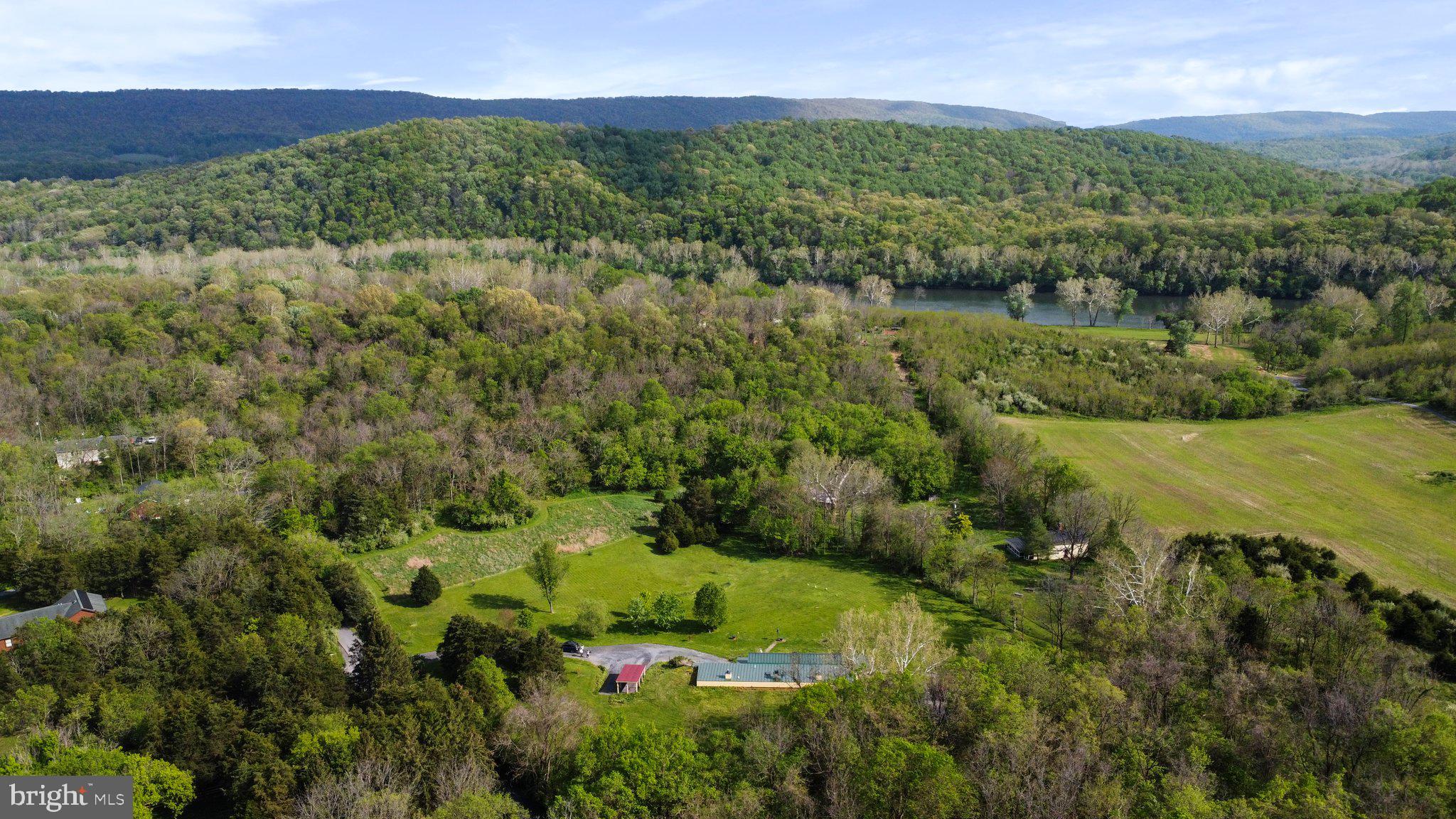 RIVERSIDE ACRES - Residential