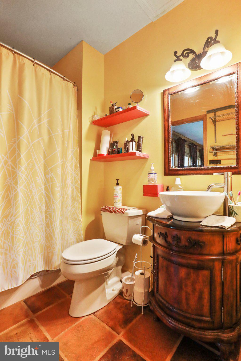 RIVERSIDE ACRES - Residential