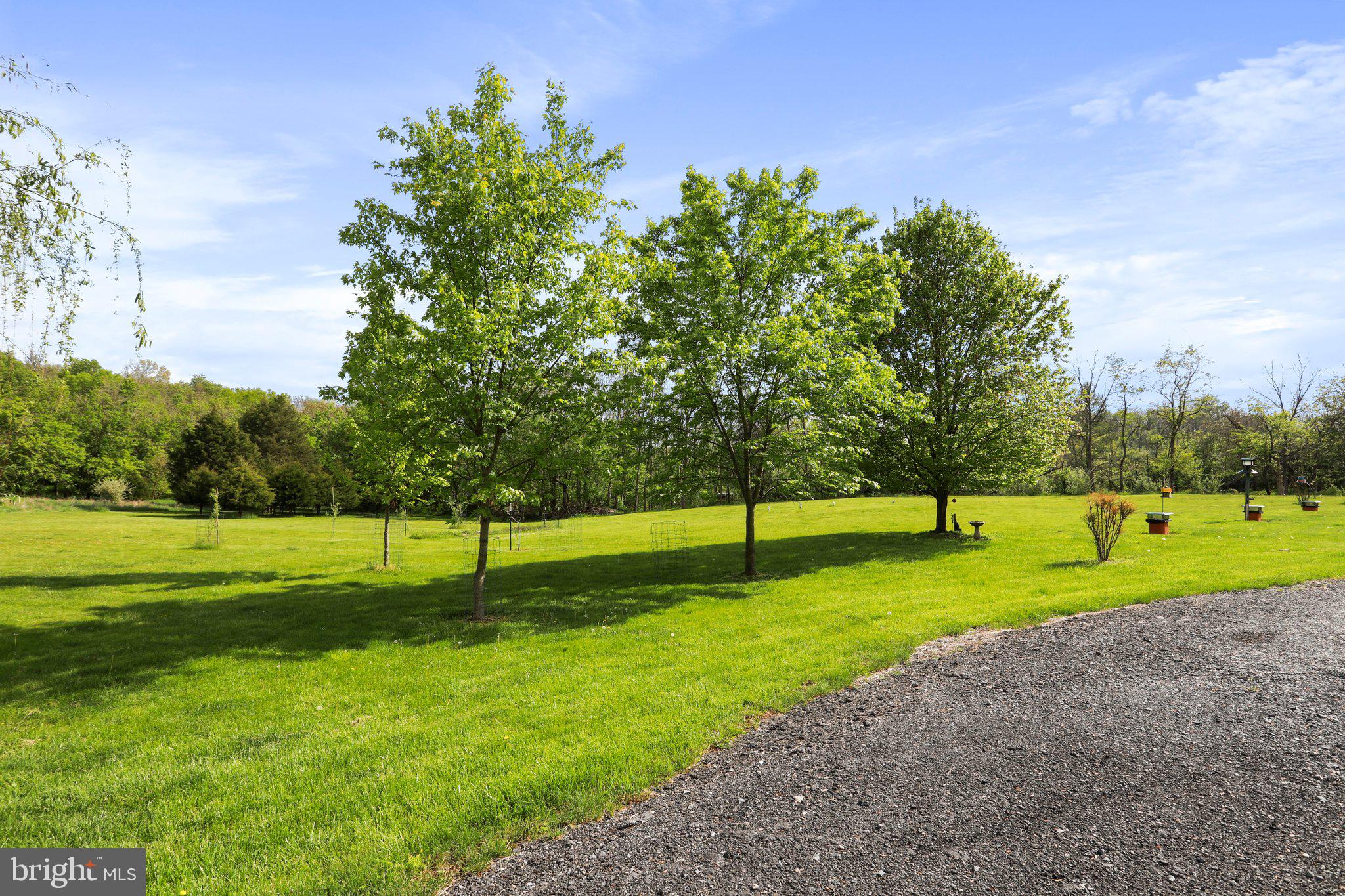 RIVERSIDE ACRES - Residential