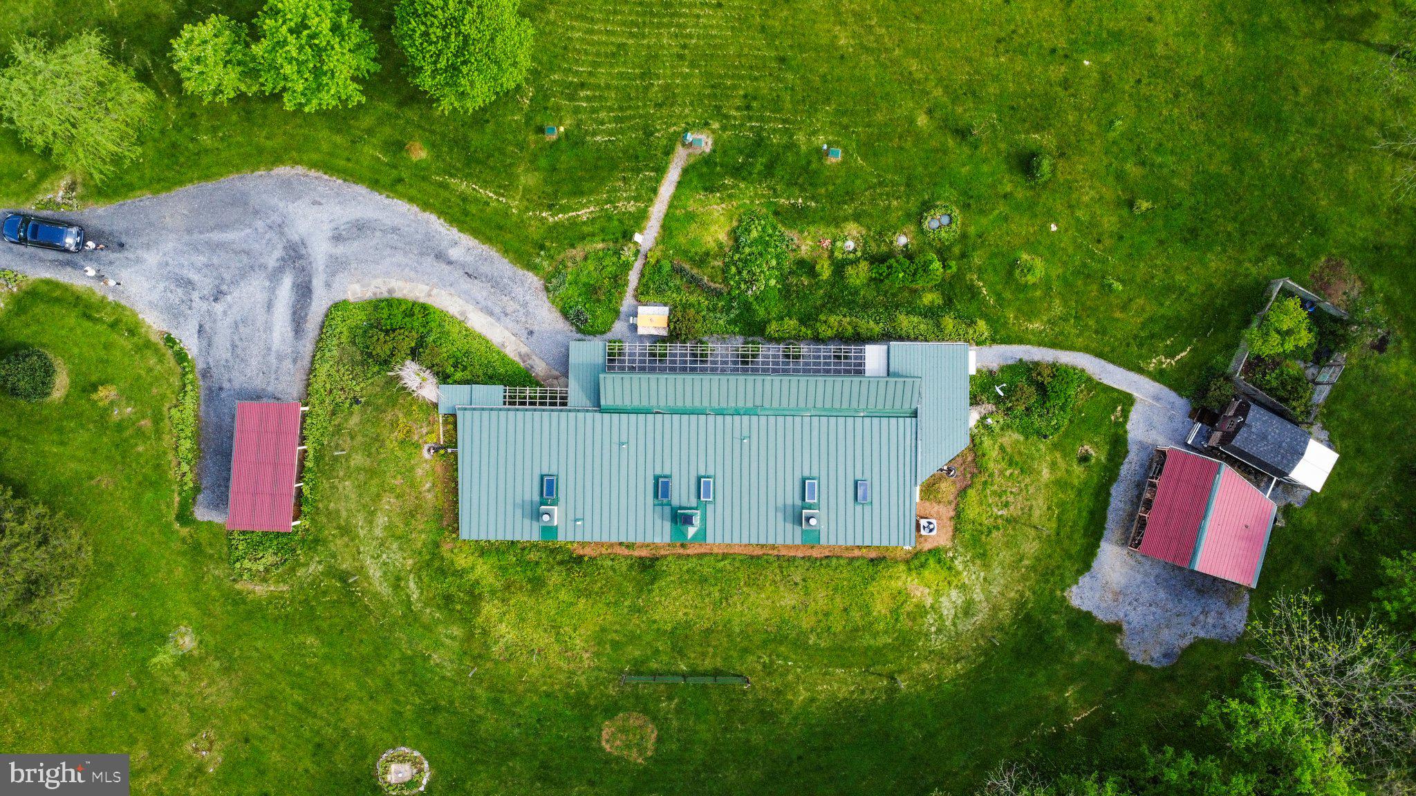 RIVERSIDE ACRES - Residential