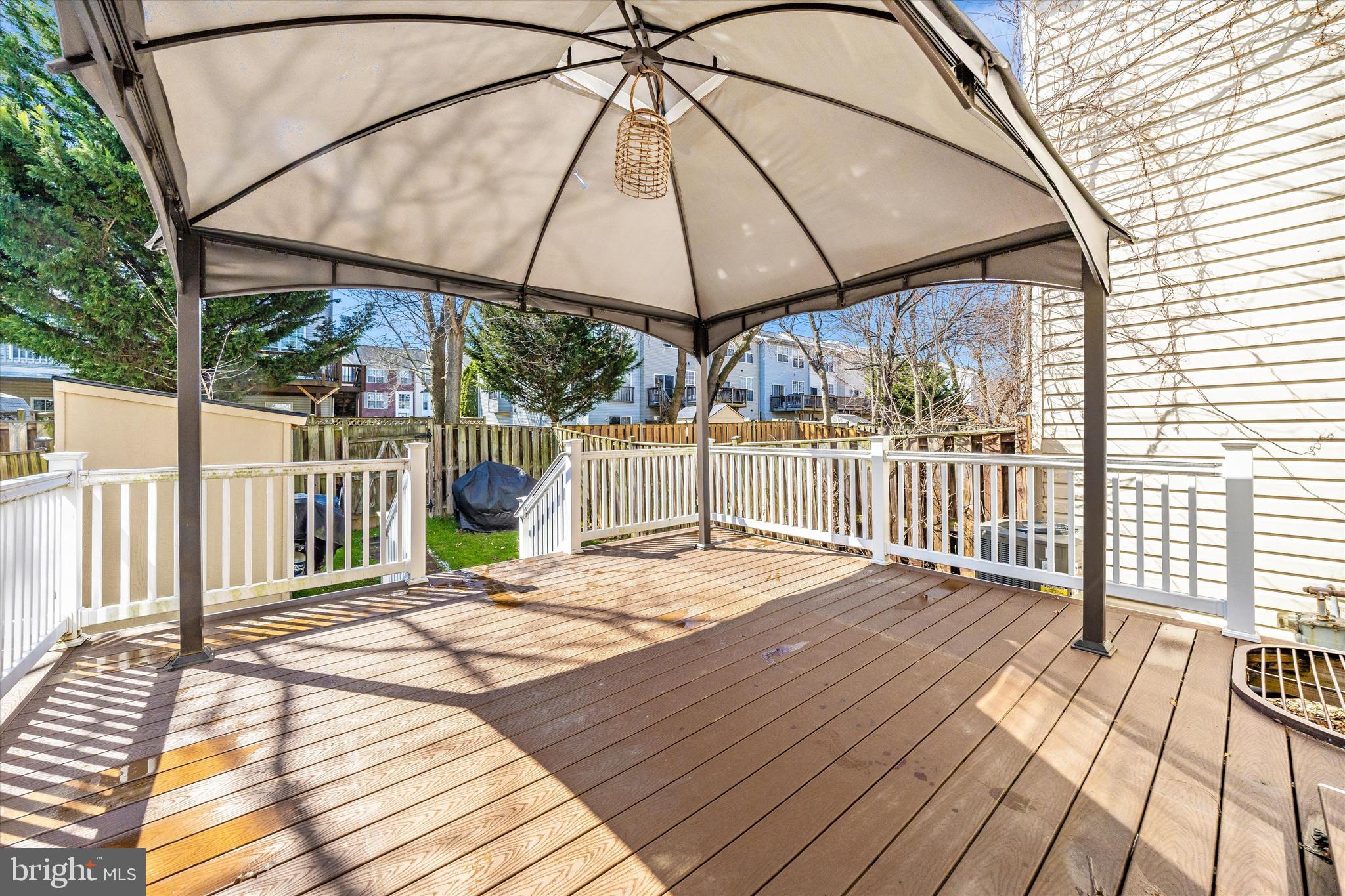 WILLOW BROOK - Residential