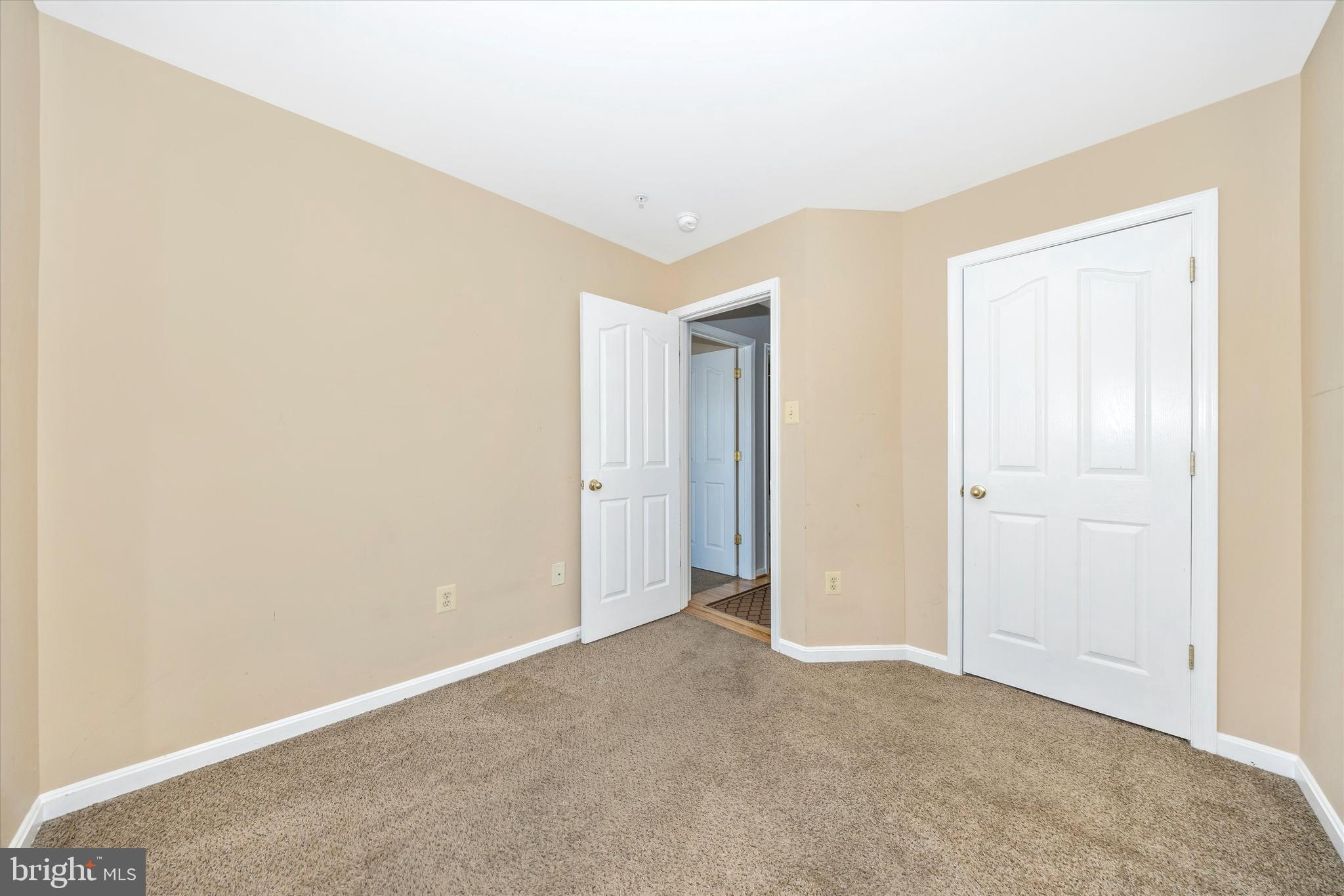 WILLOW BROOK - Residential