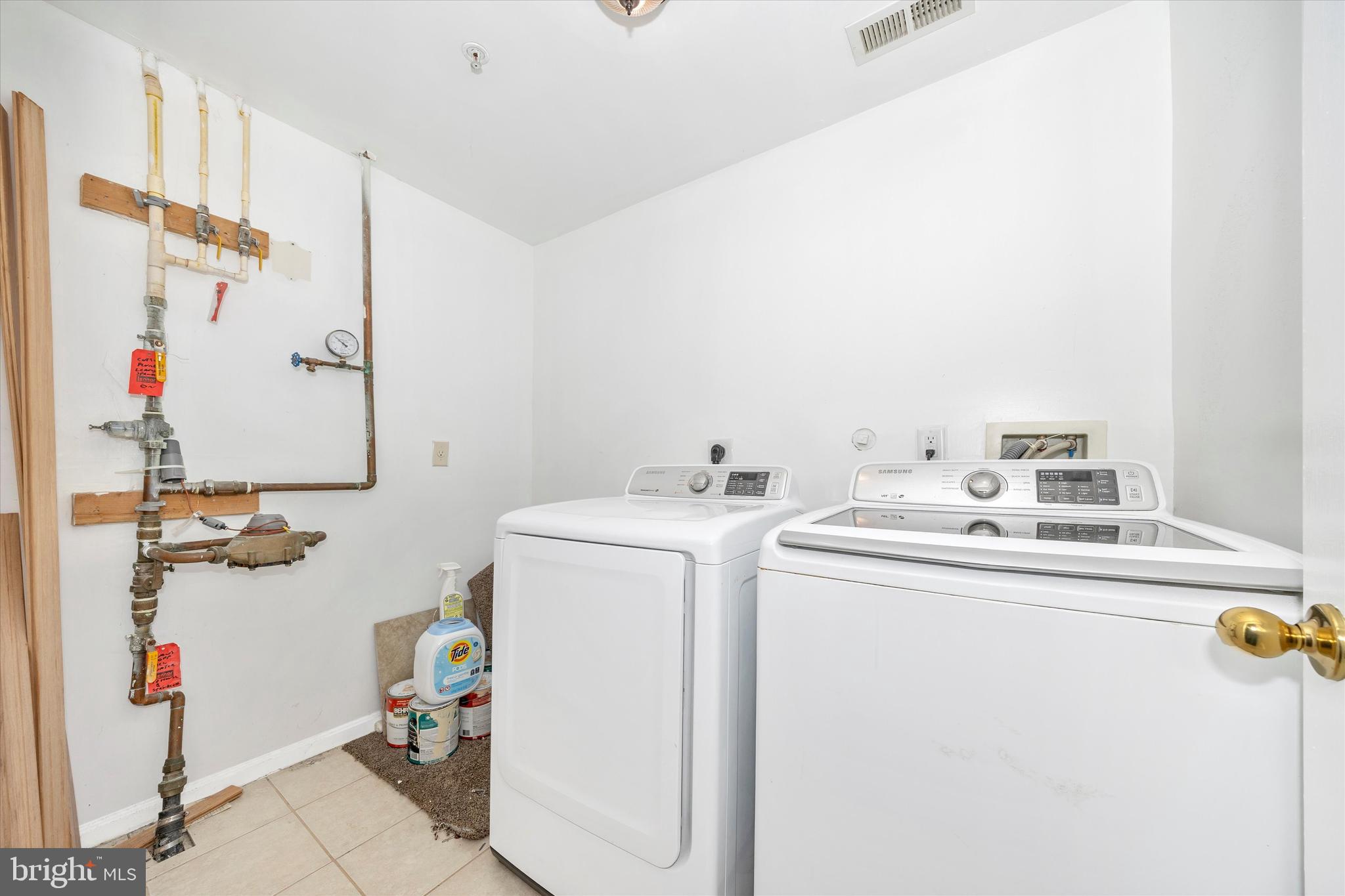 WILLOW BROOK - Residential