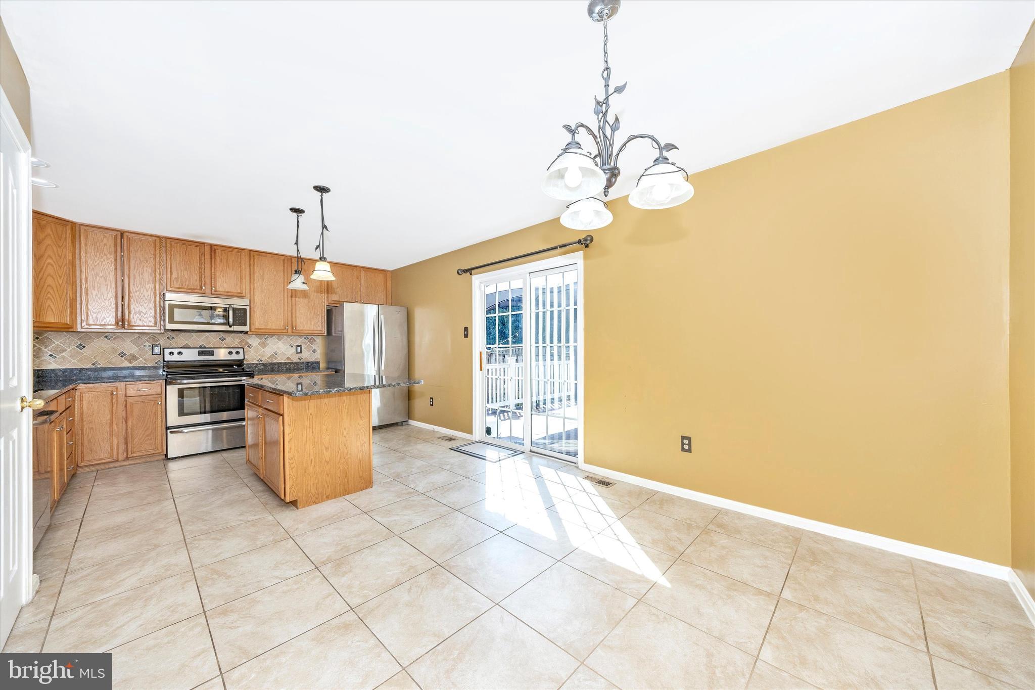 WILLOW BROOK - Residential