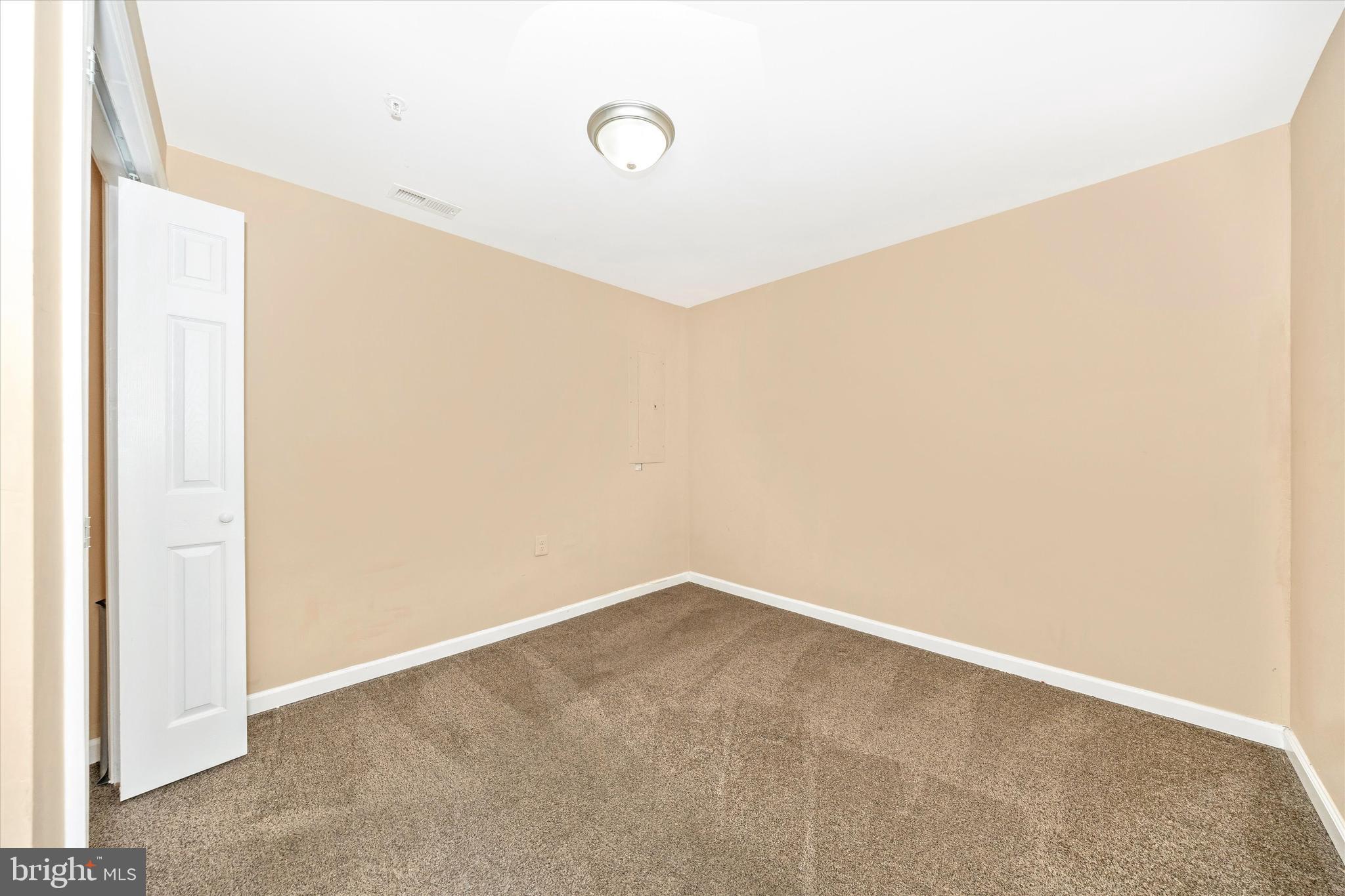 WILLOW BROOK - Residential