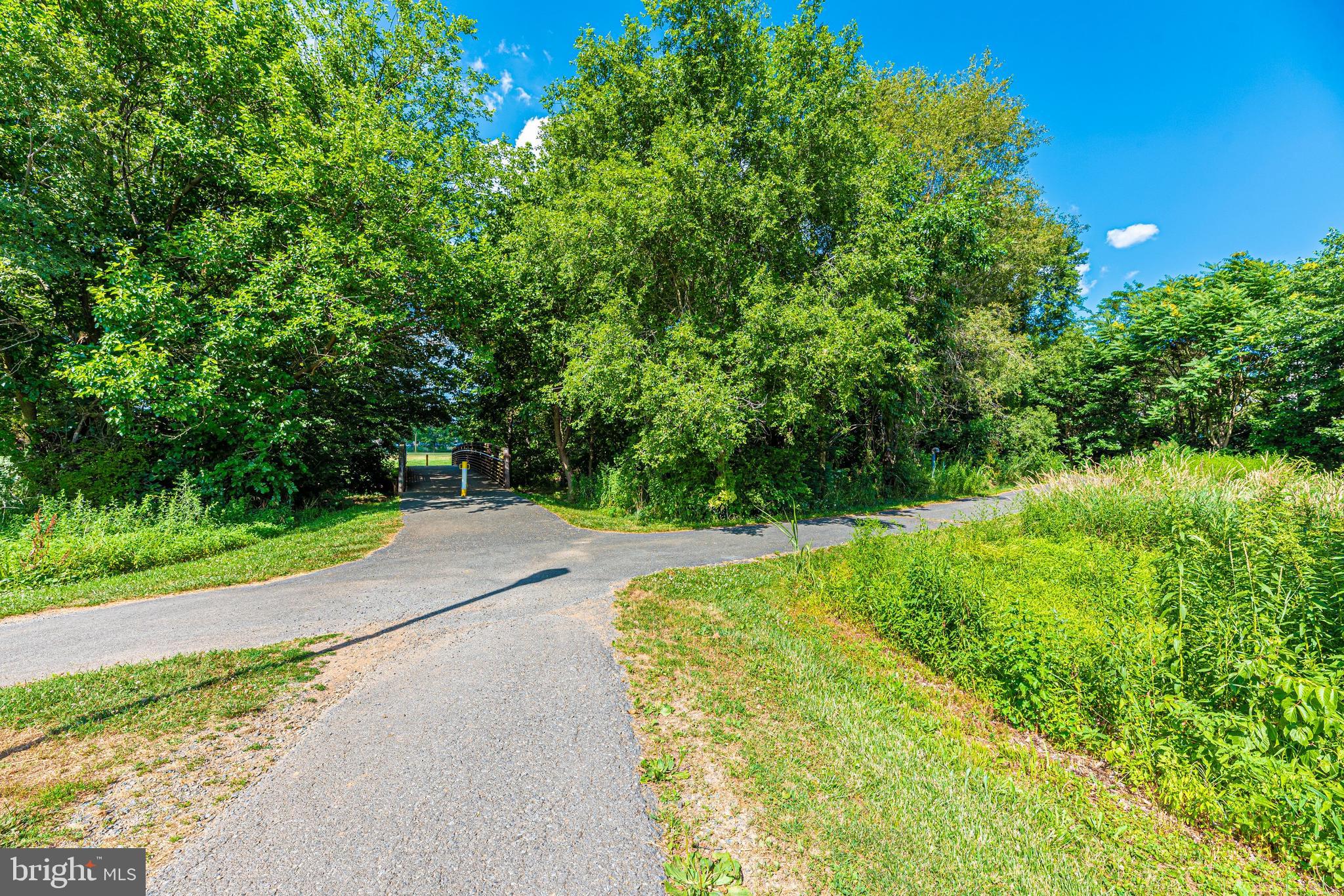 WILLOW BROOK - Residential