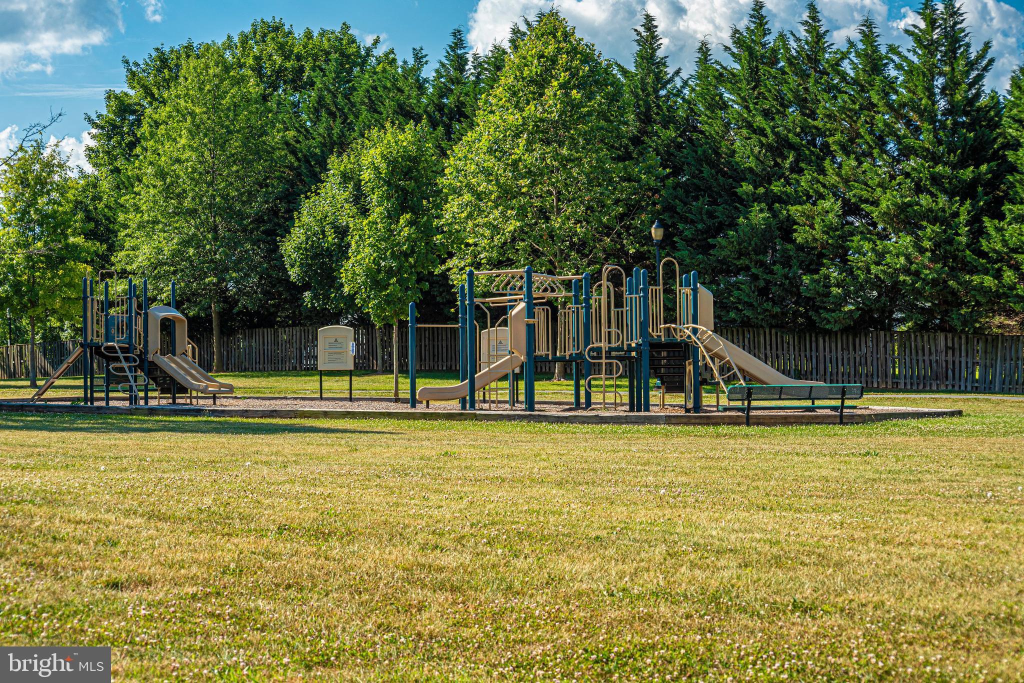 WILLOW BROOK - Residential