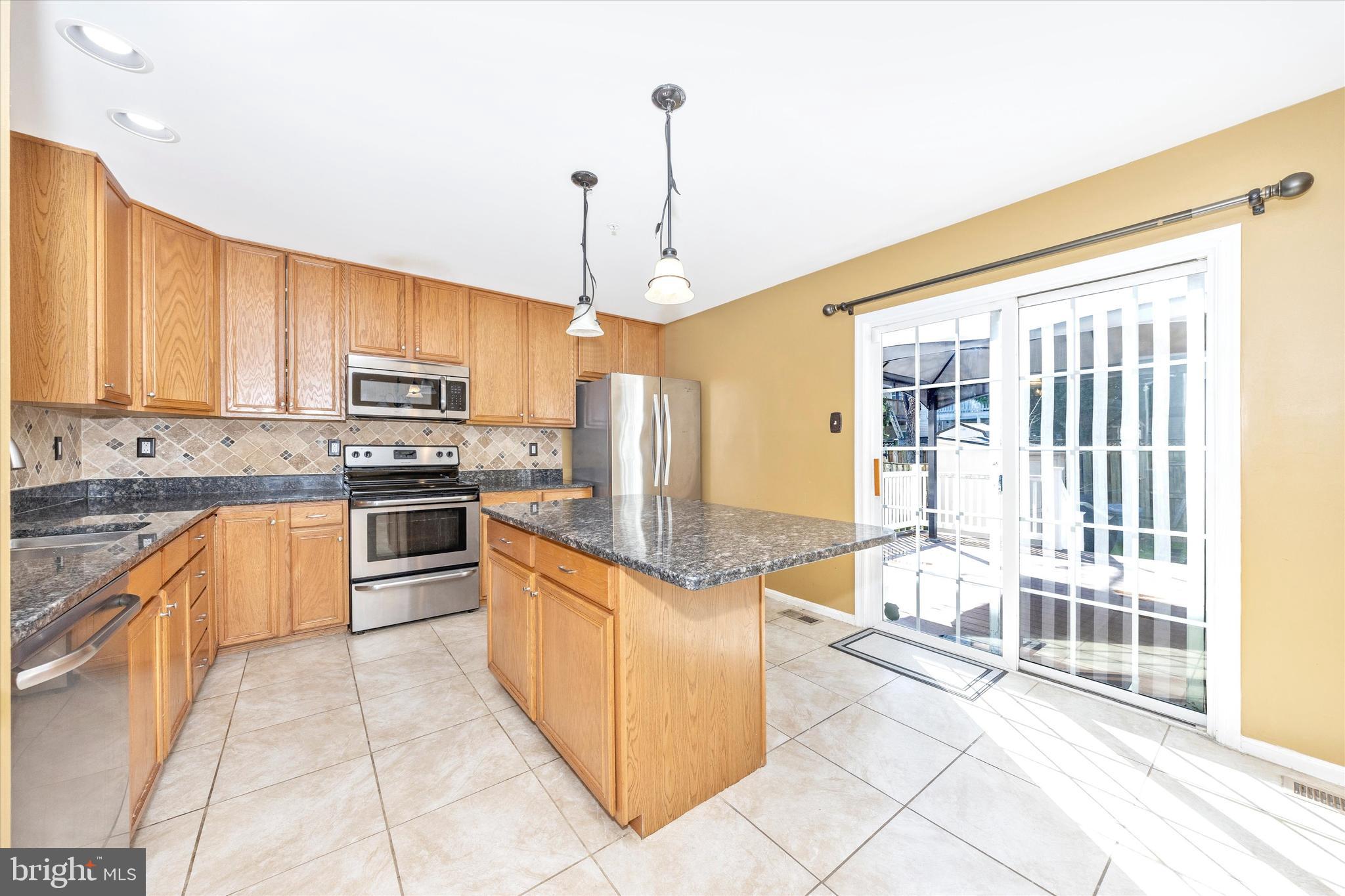 WILLOW BROOK - Residential