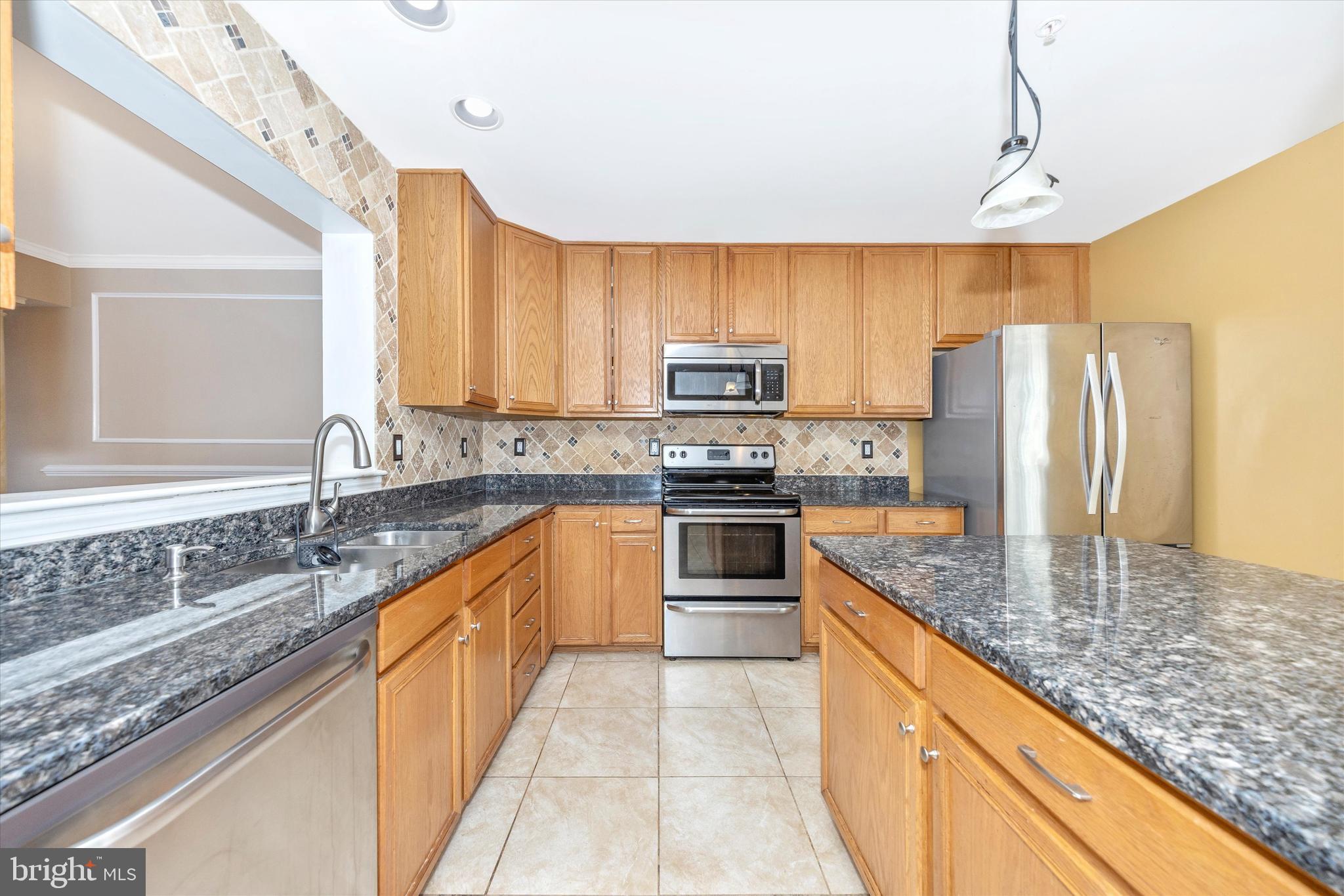 WILLOW BROOK - Residential