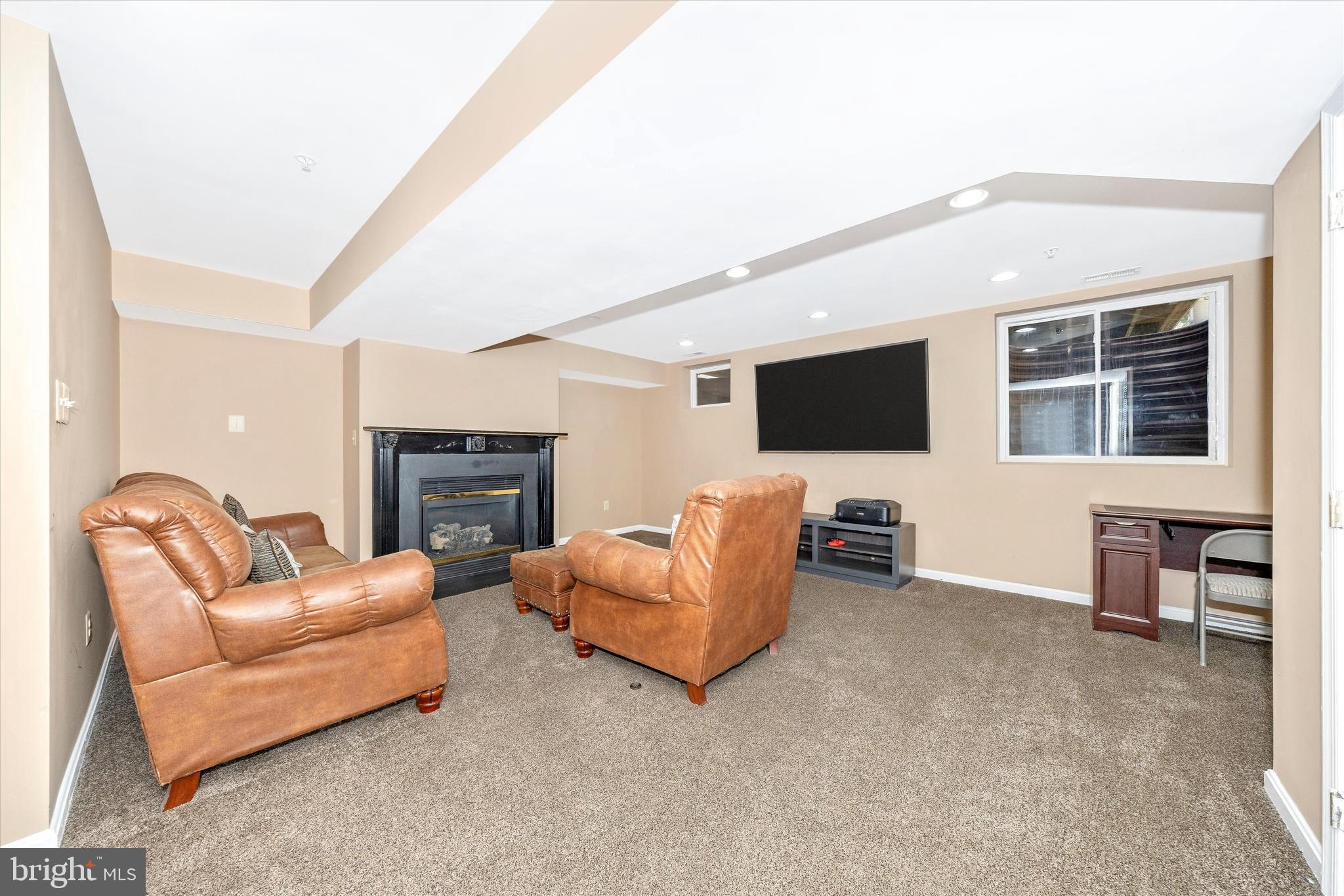 WILLOW BROOK - Residential