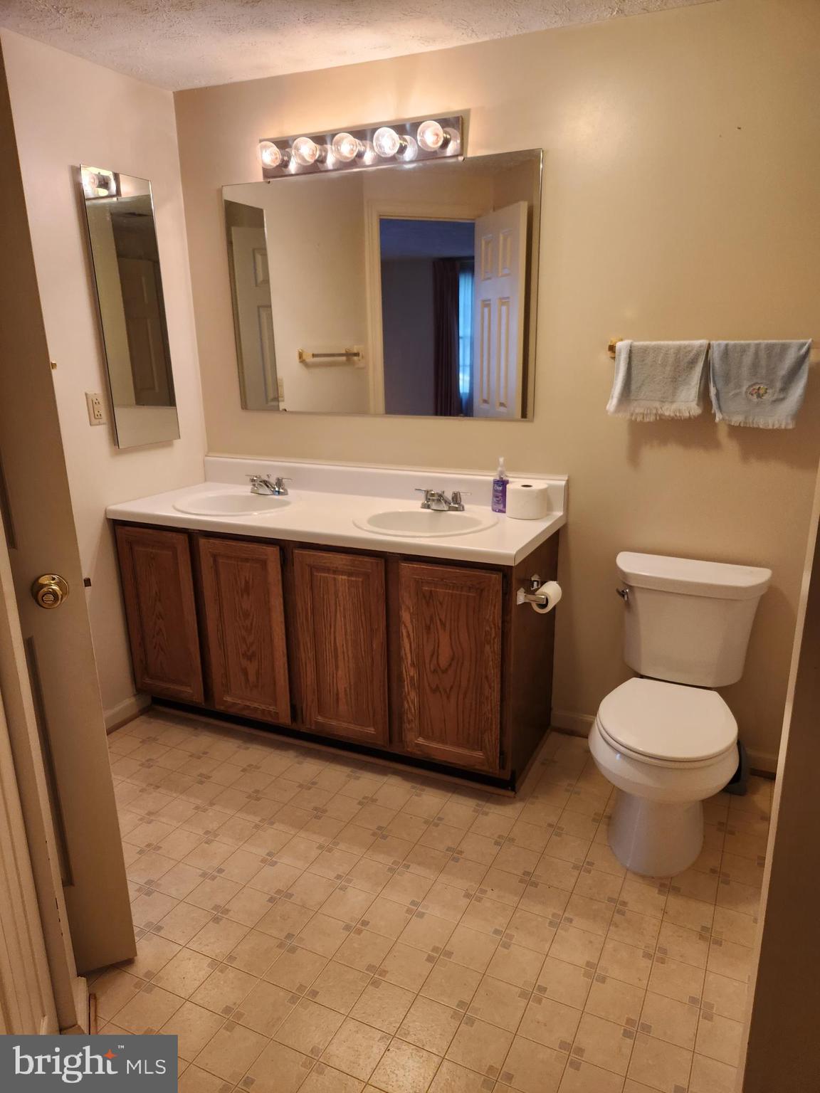 FREDERICKTOWNE VILLAGE - Residential