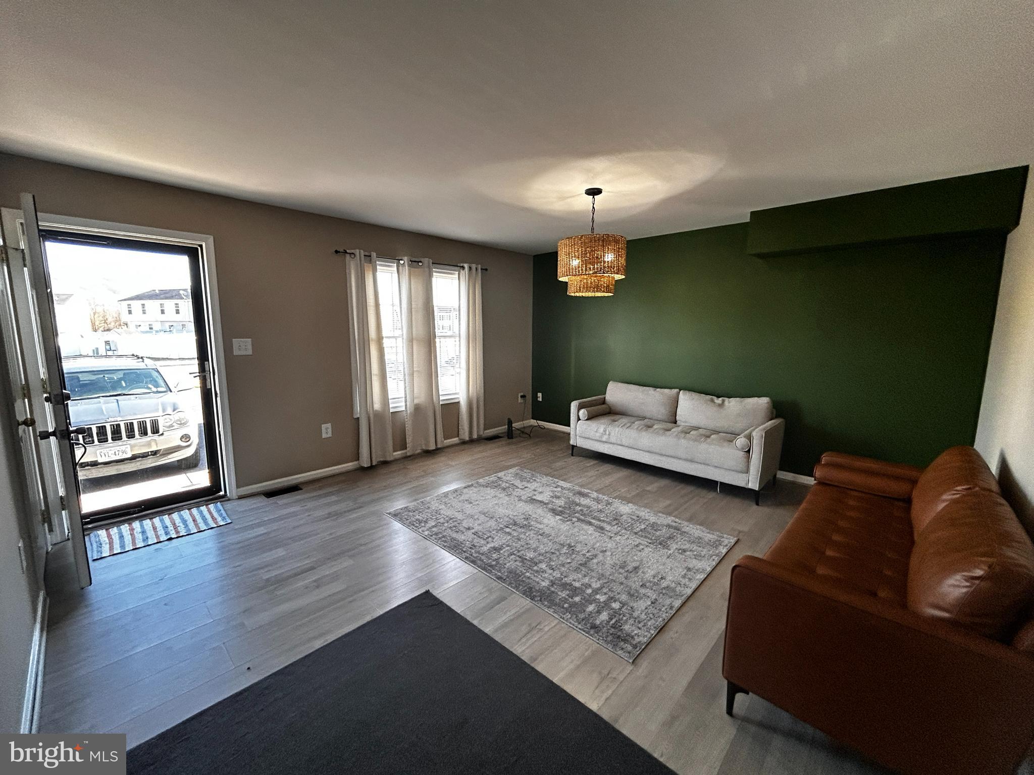 MADISON VILLAGE - Residential