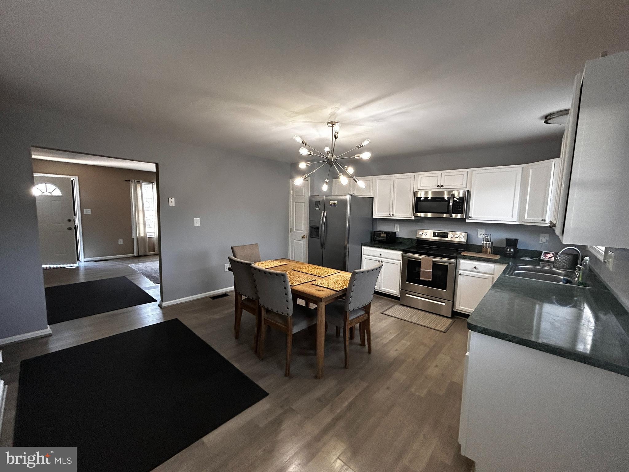 MADISON VILLAGE - Residential