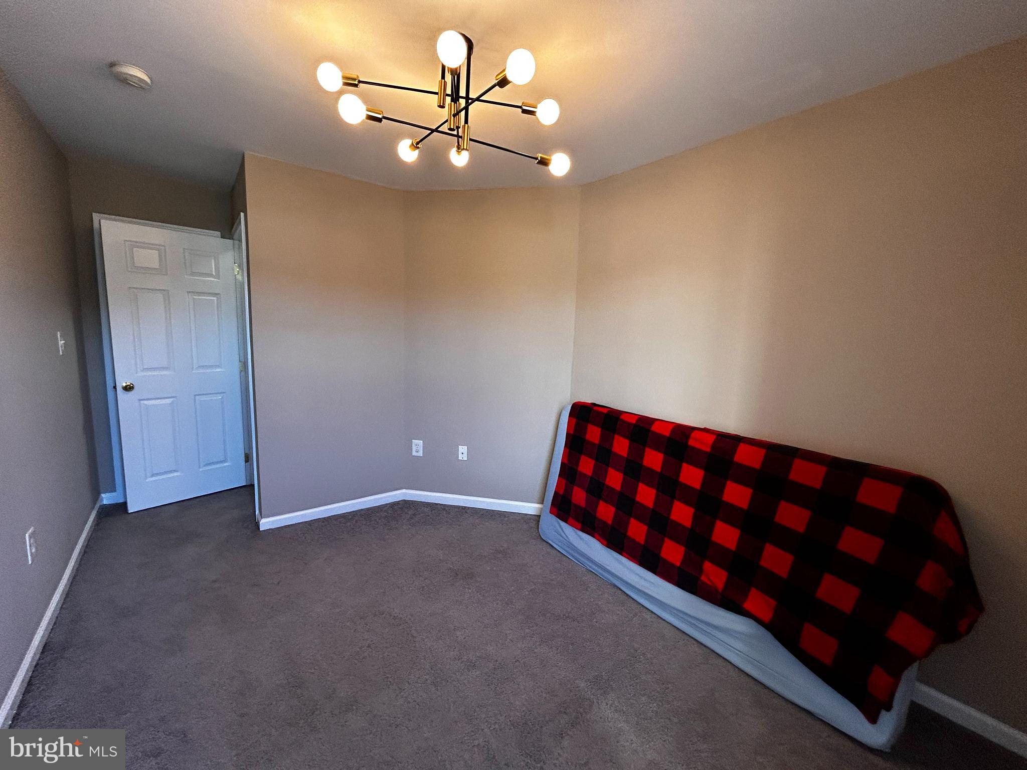 MADISON VILLAGE - Residential