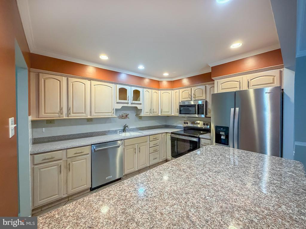 HILL HOUSE - Residential