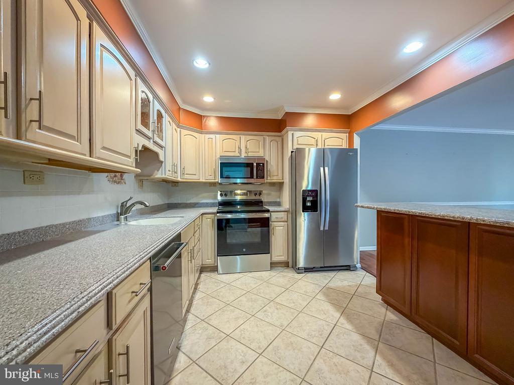 HILL HOUSE - Residential