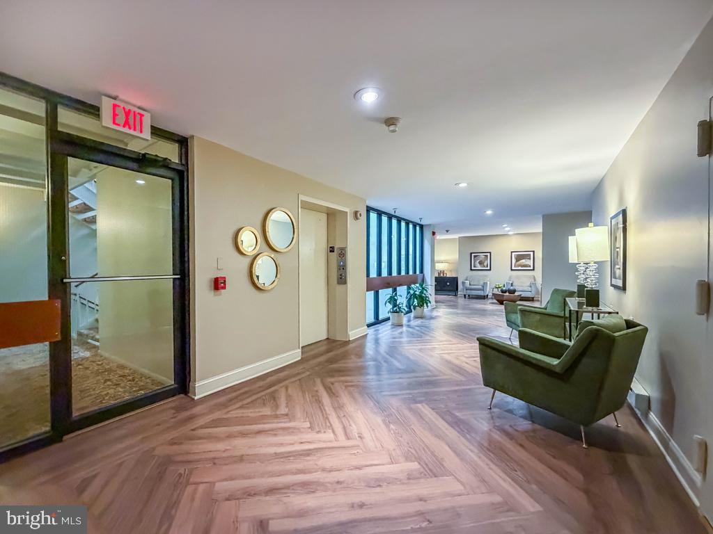 HILL HOUSE - Residential