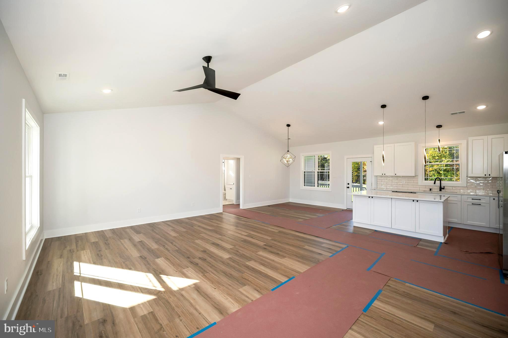 ROSE HILL FARM ESTATES - Residential