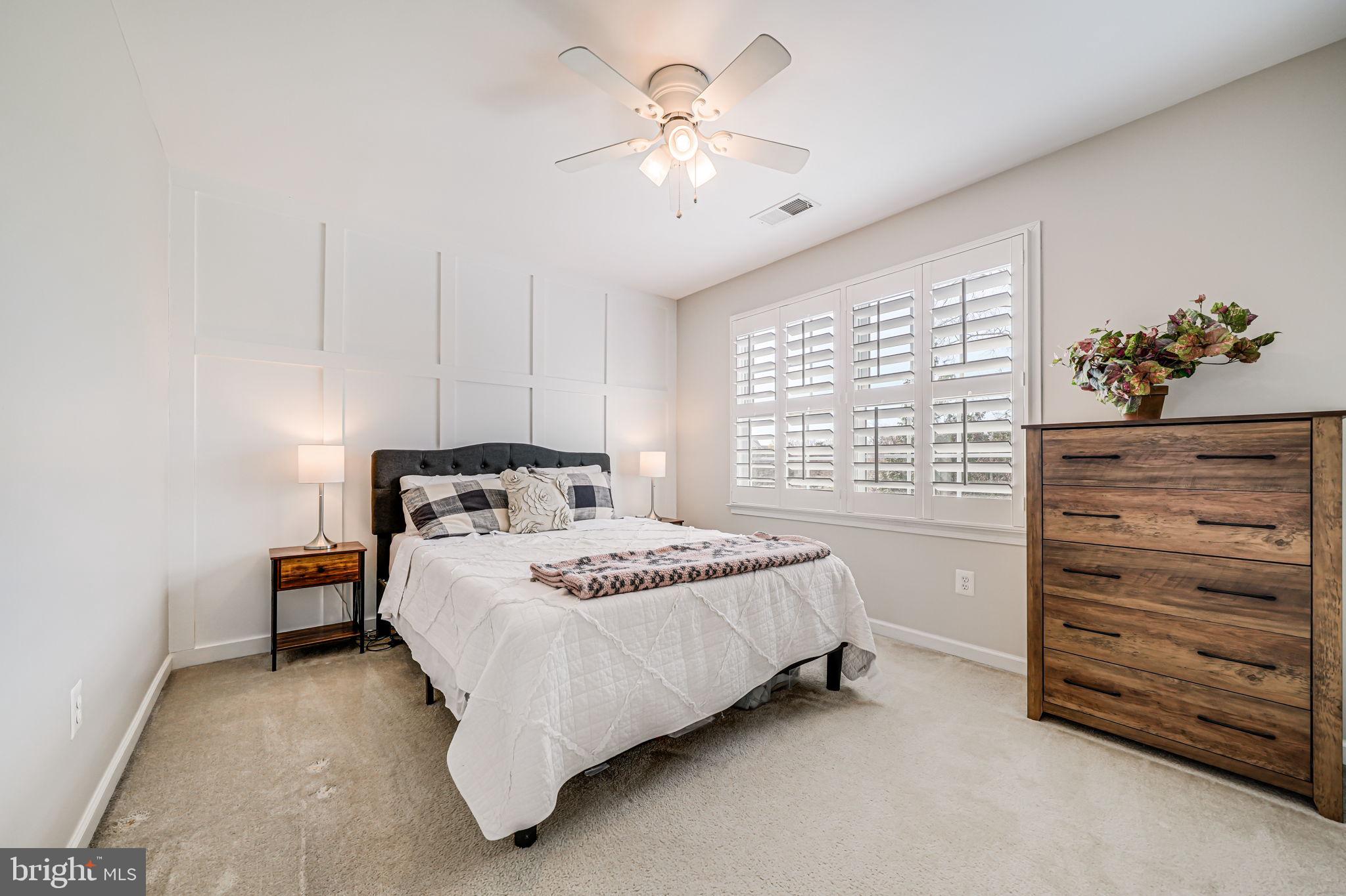 SOUTH RIDING - Residential