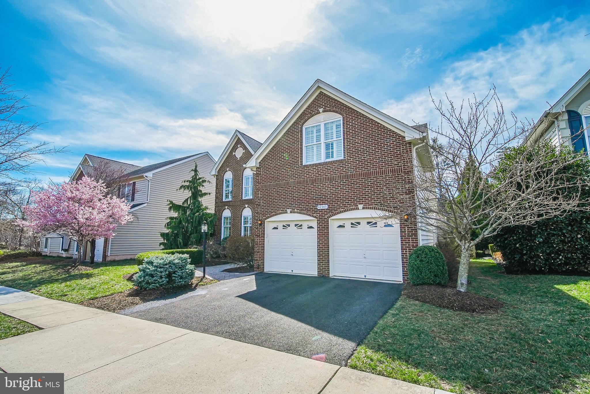 SOUTH RIDING - Residential