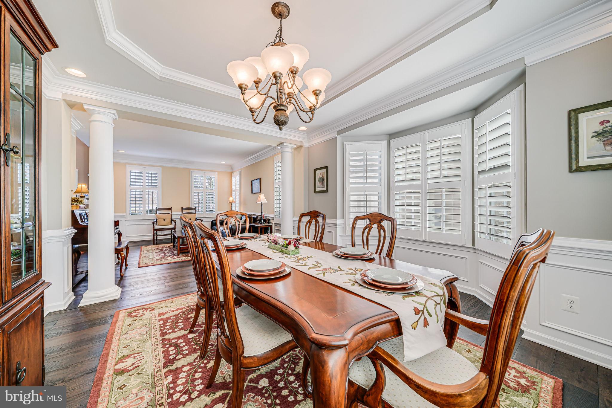 SOUTH RIDING - Residential