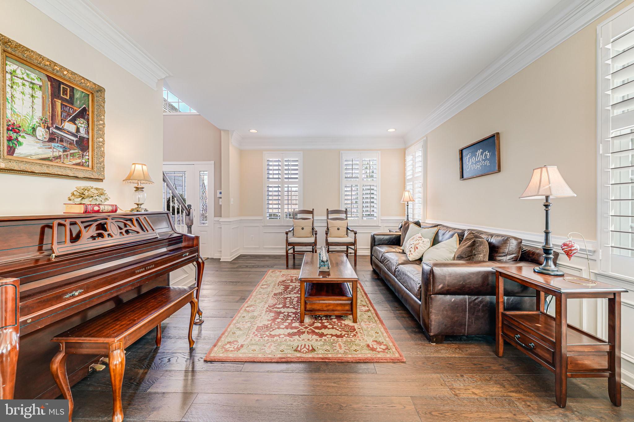 SOUTH RIDING - Residential