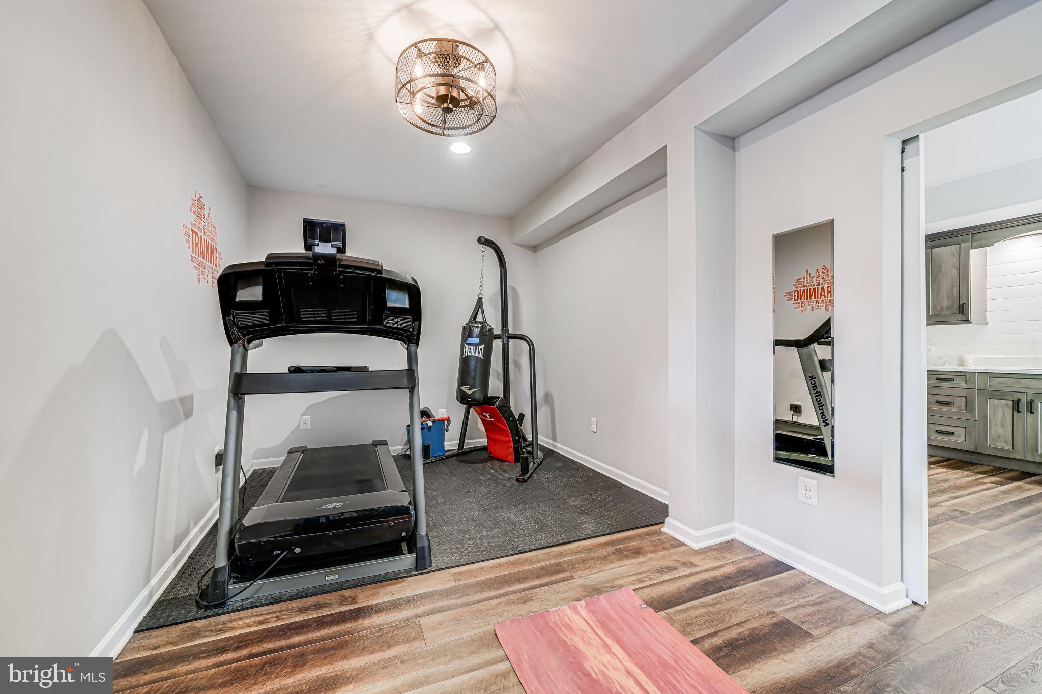 SOUTH RIDING - Residential