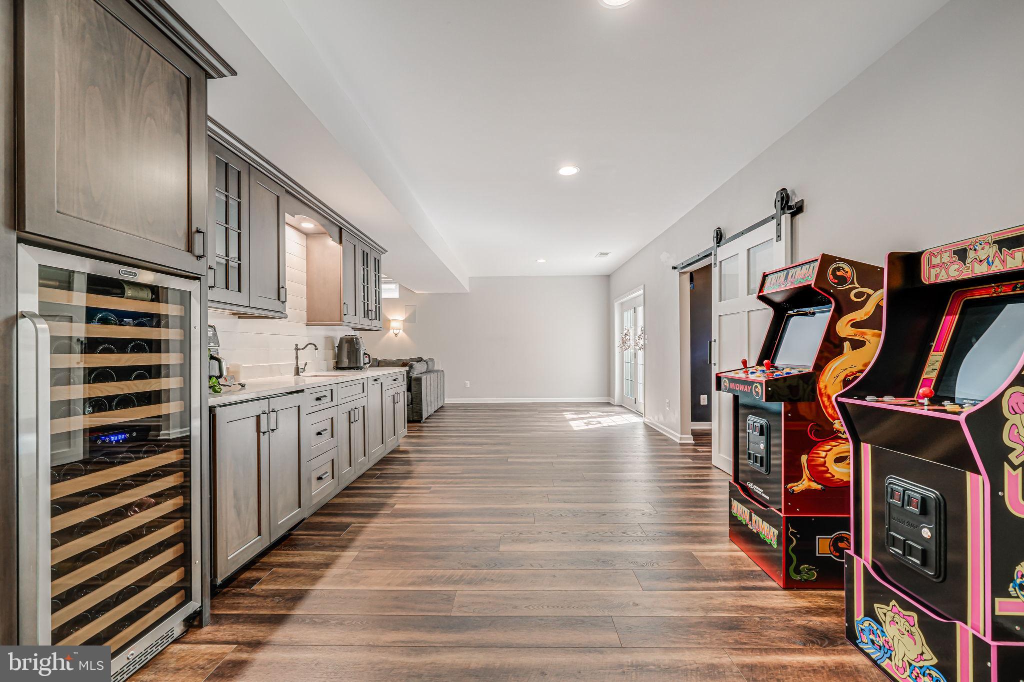 SOUTH RIDING - Residential