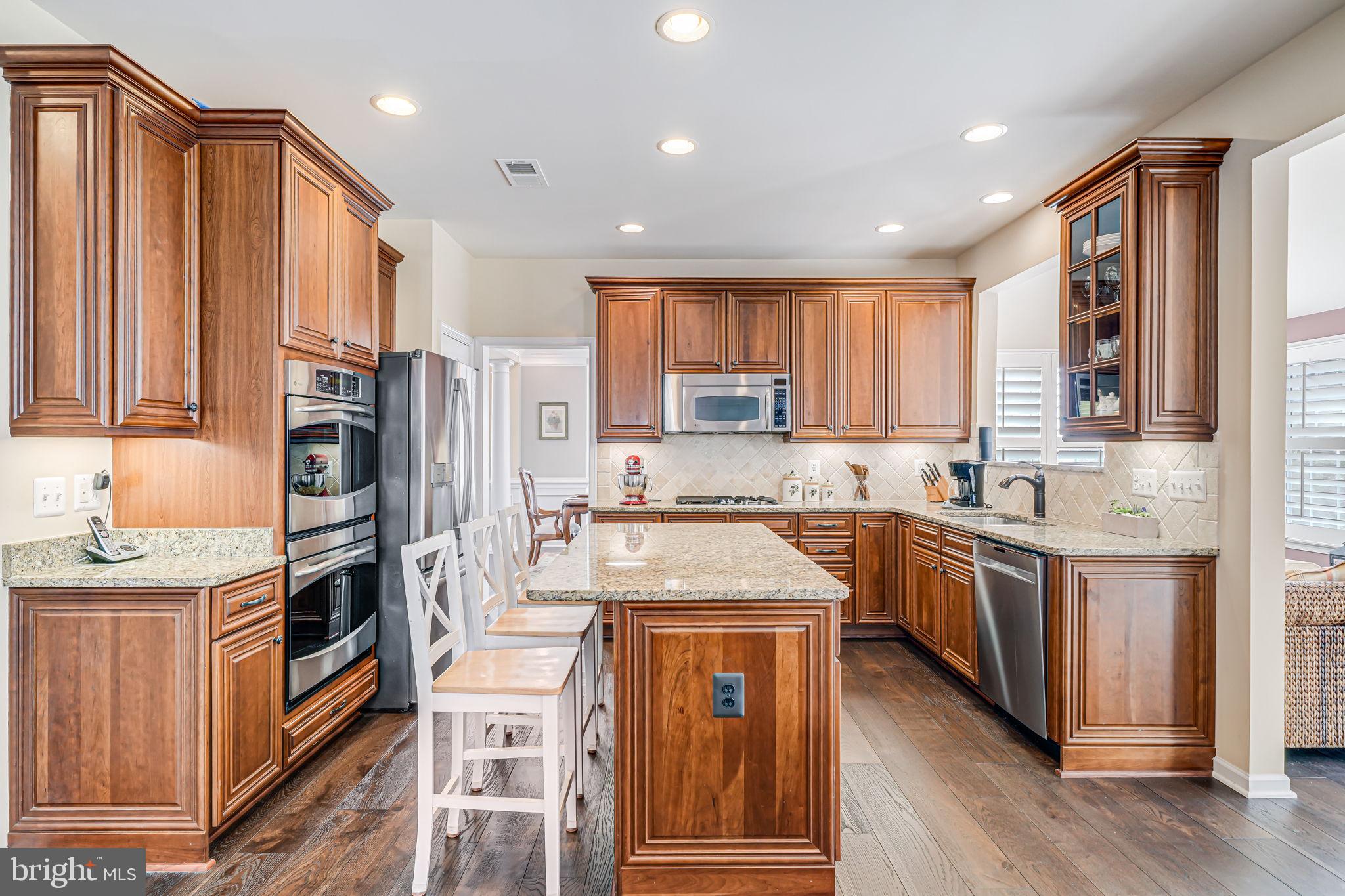 SOUTH RIDING - Residential