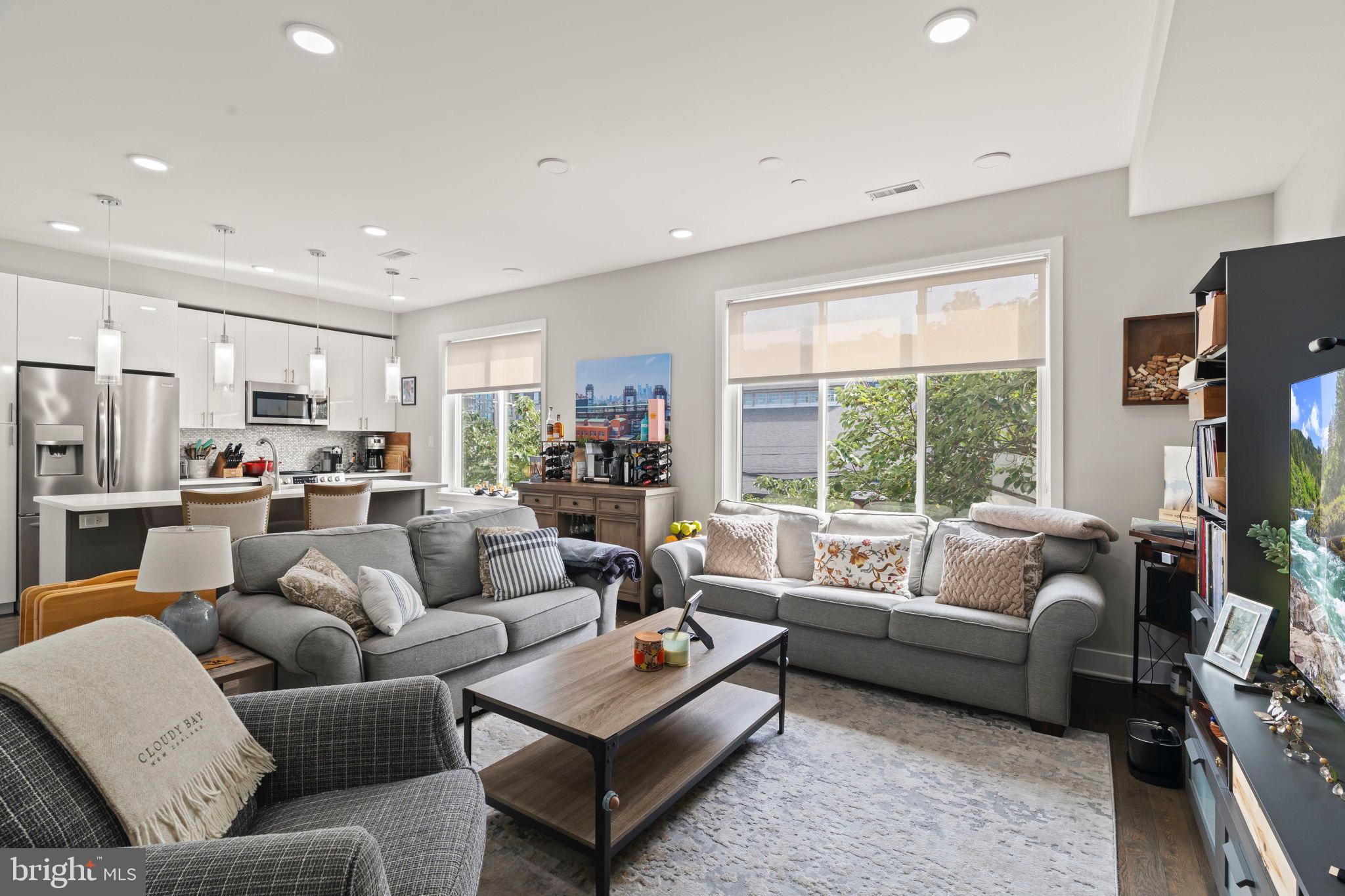 GRADUATE HOSPITAL - Residential