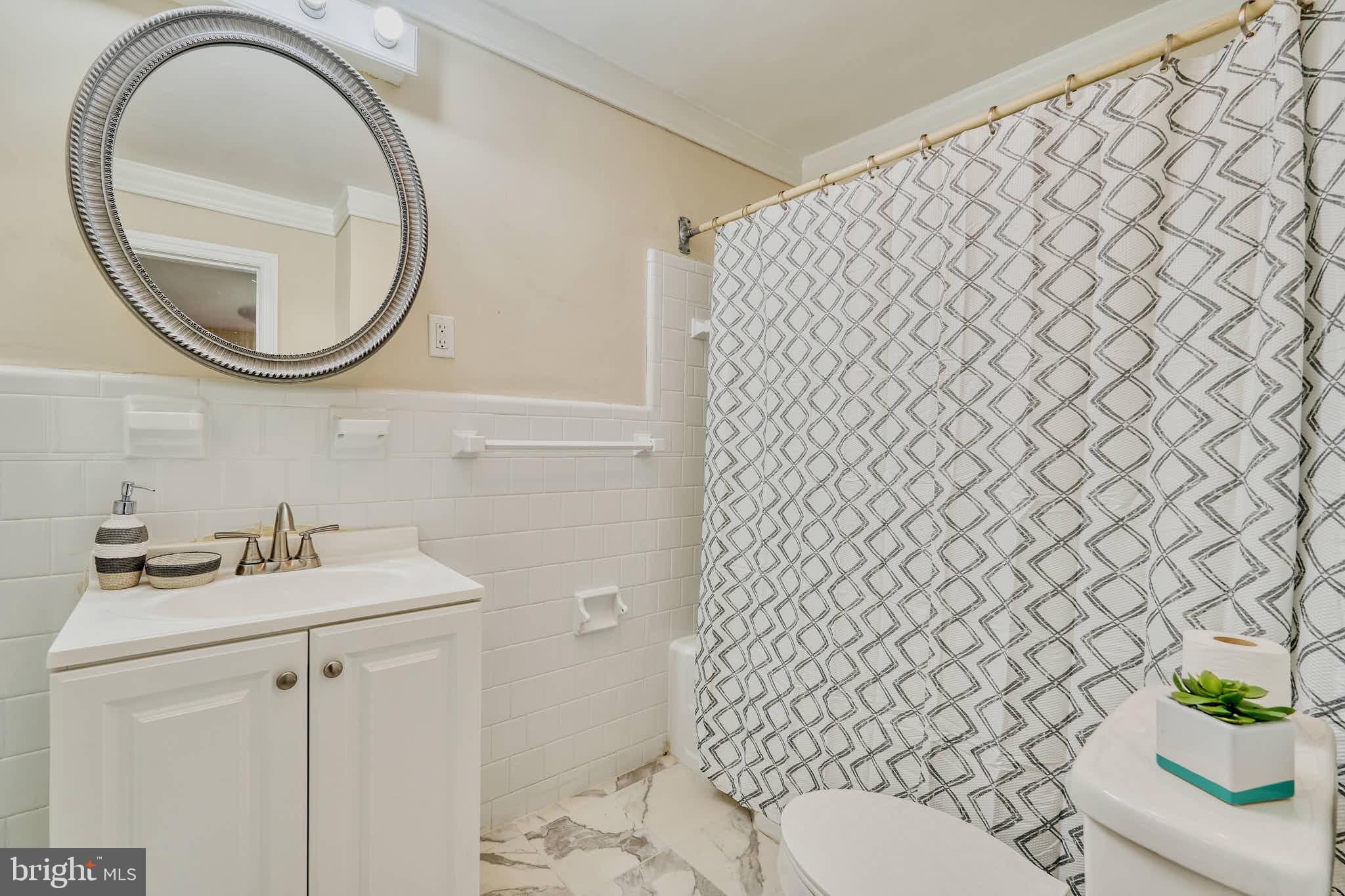 GROVETON HEIGHTS - Residential