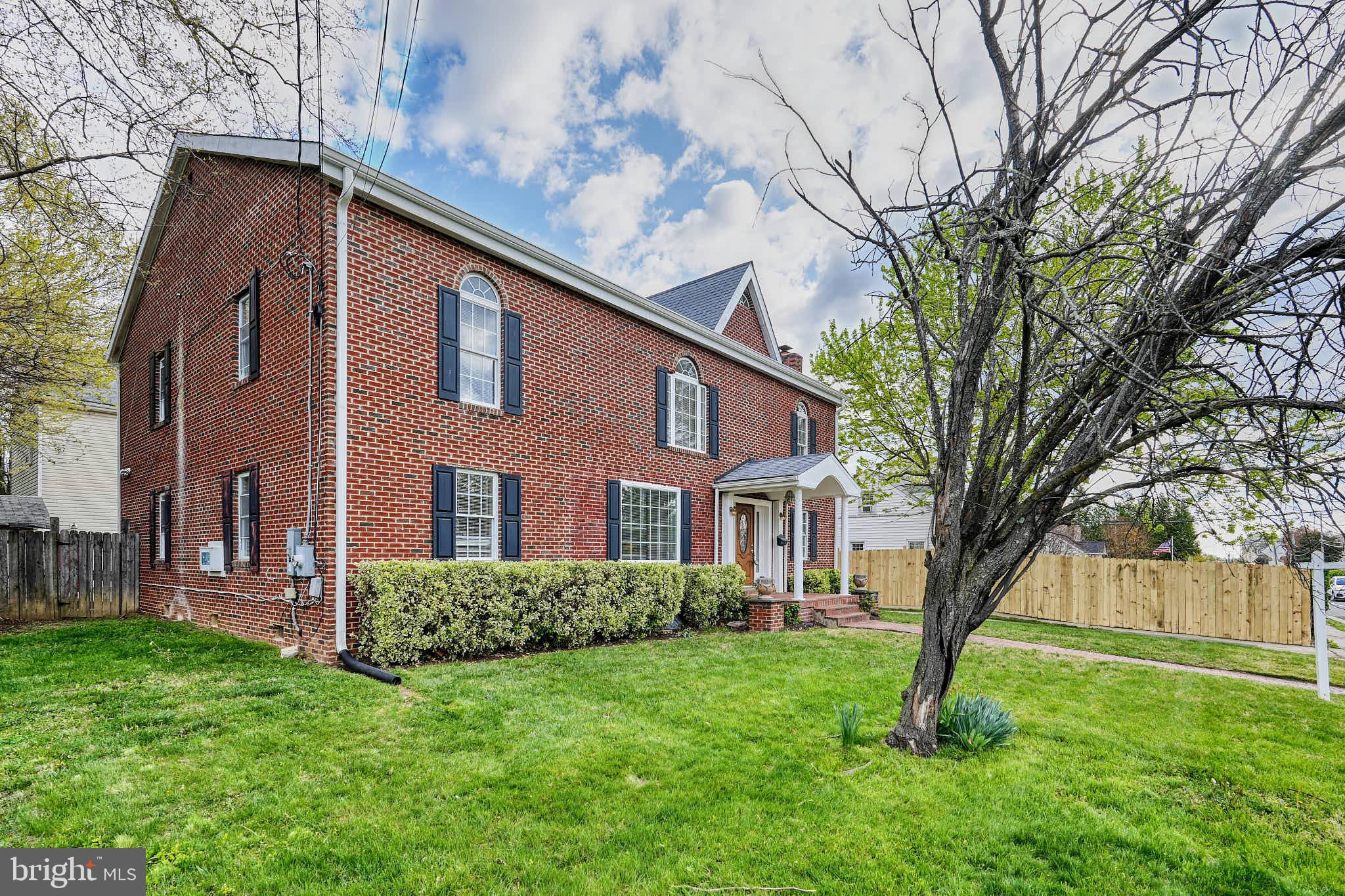 GROVETON HEIGHTS - Residential