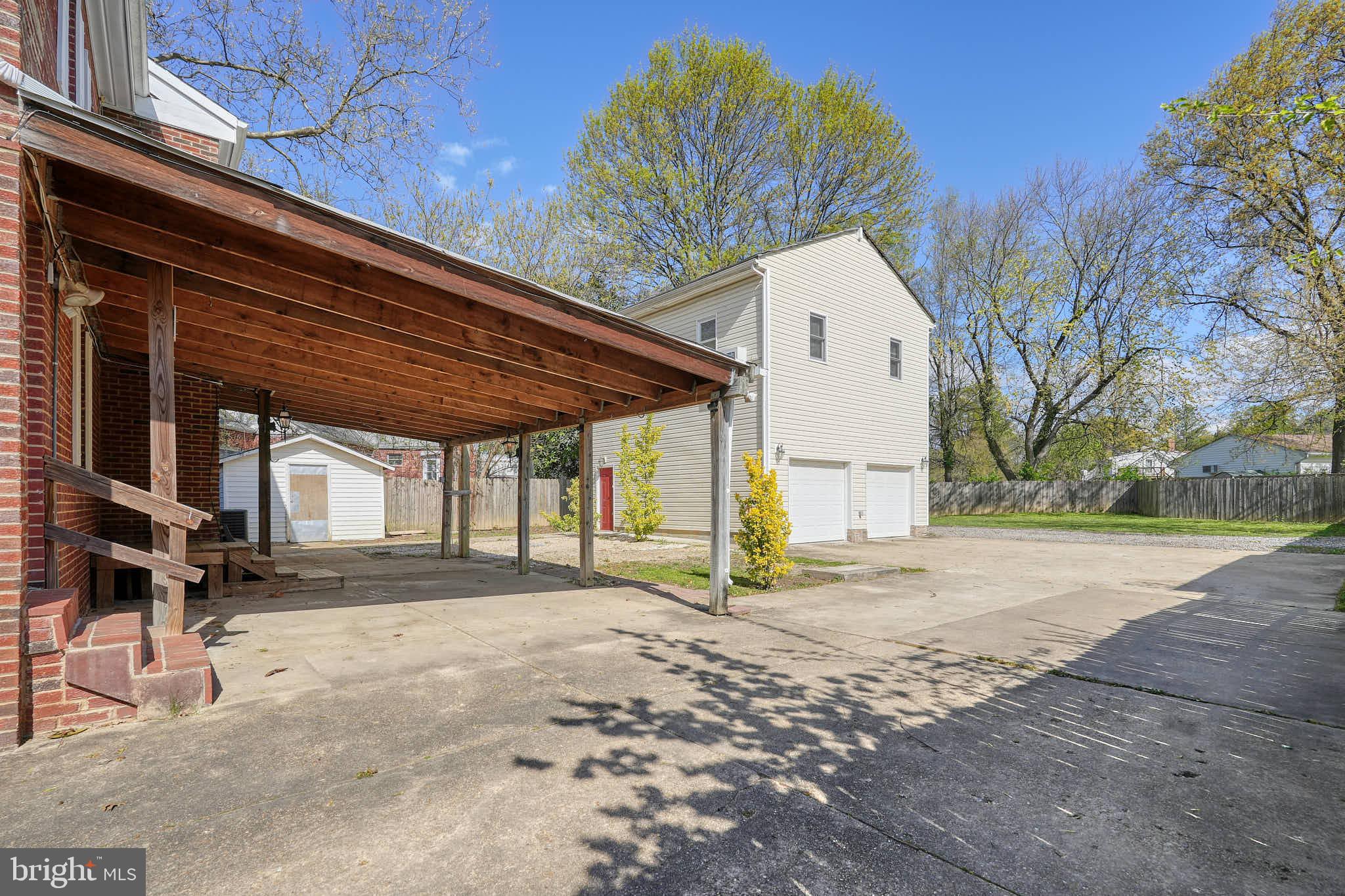 GROVETON HEIGHTS - Residential