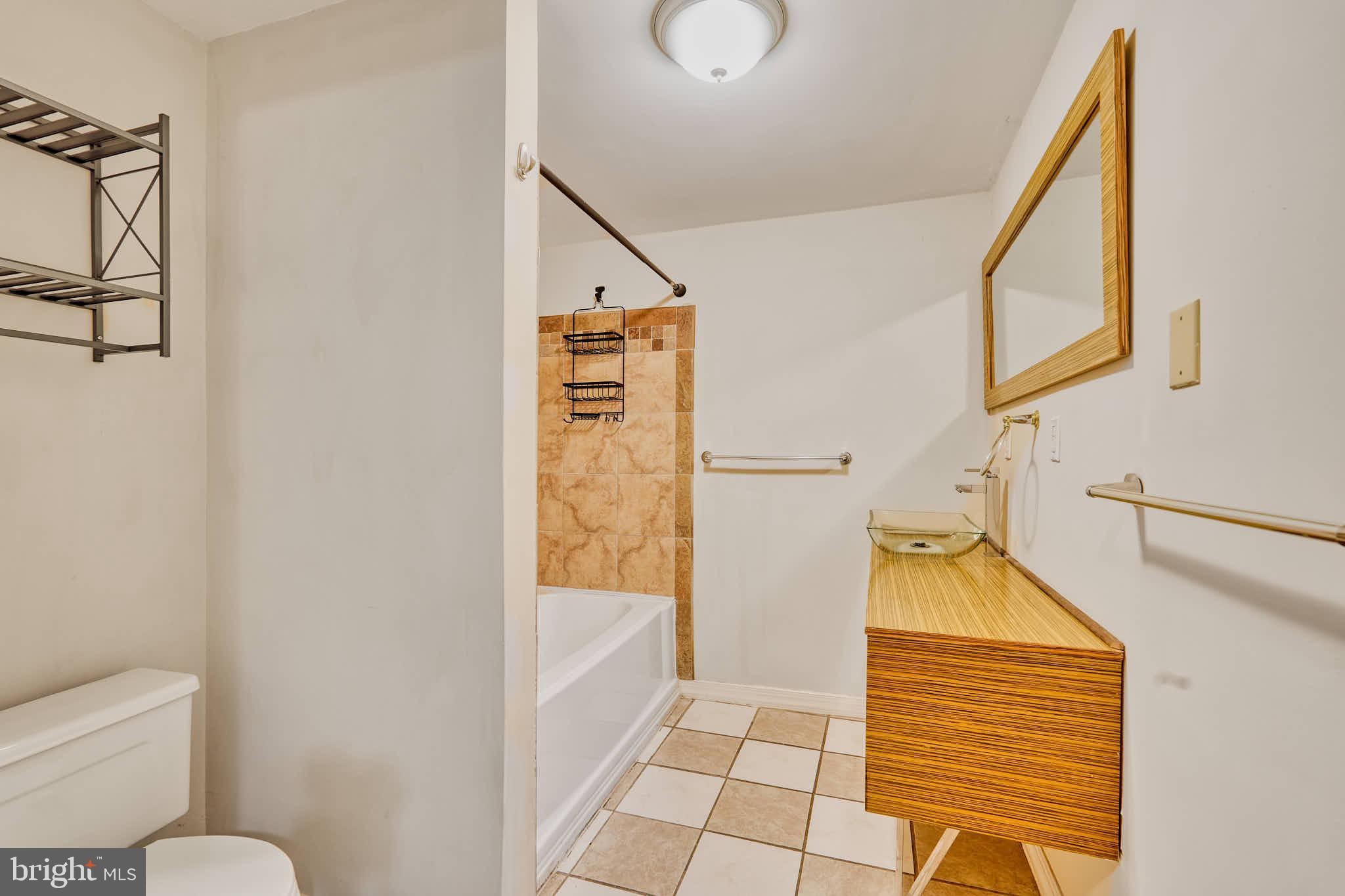 GROVETON HEIGHTS - Residential