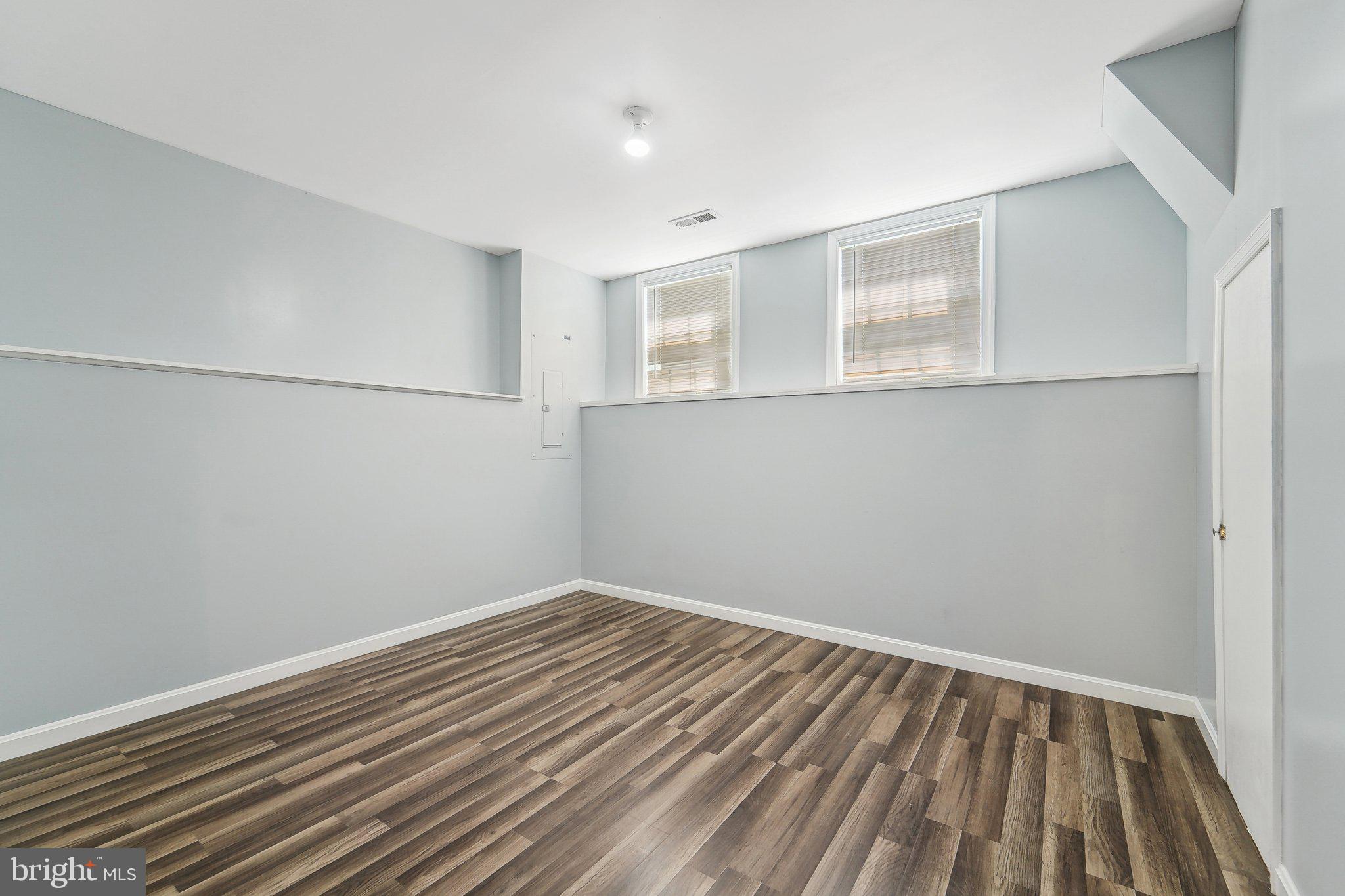 SNOWDEN RIDGE - Residential