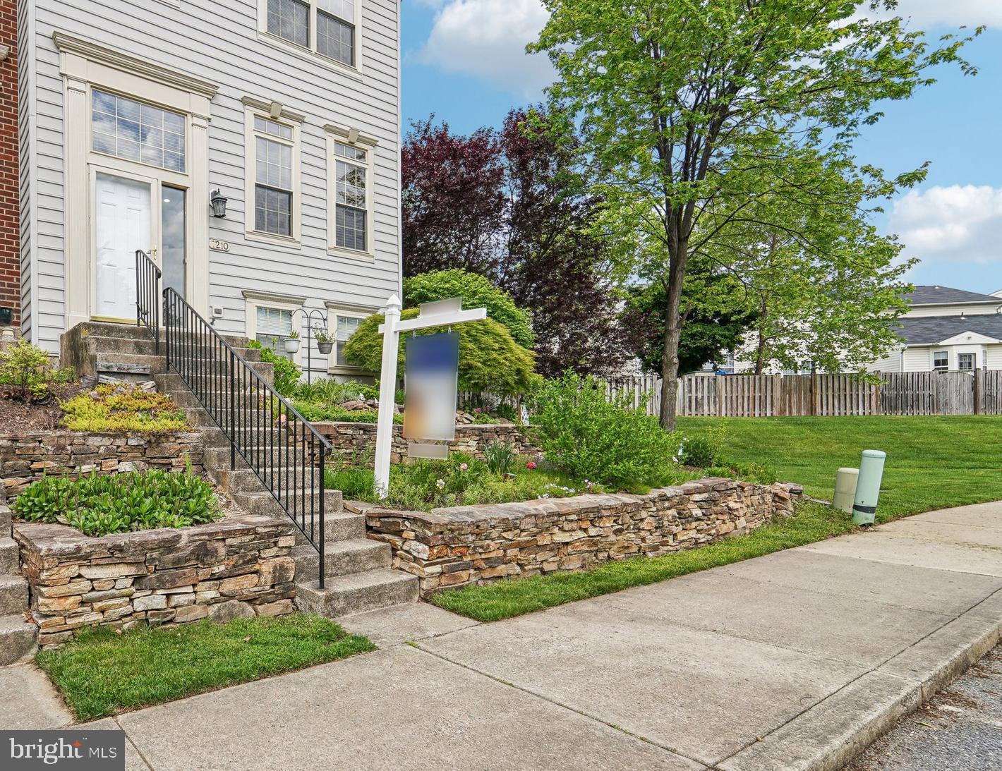 SNOWDEN RIDGE - Residential