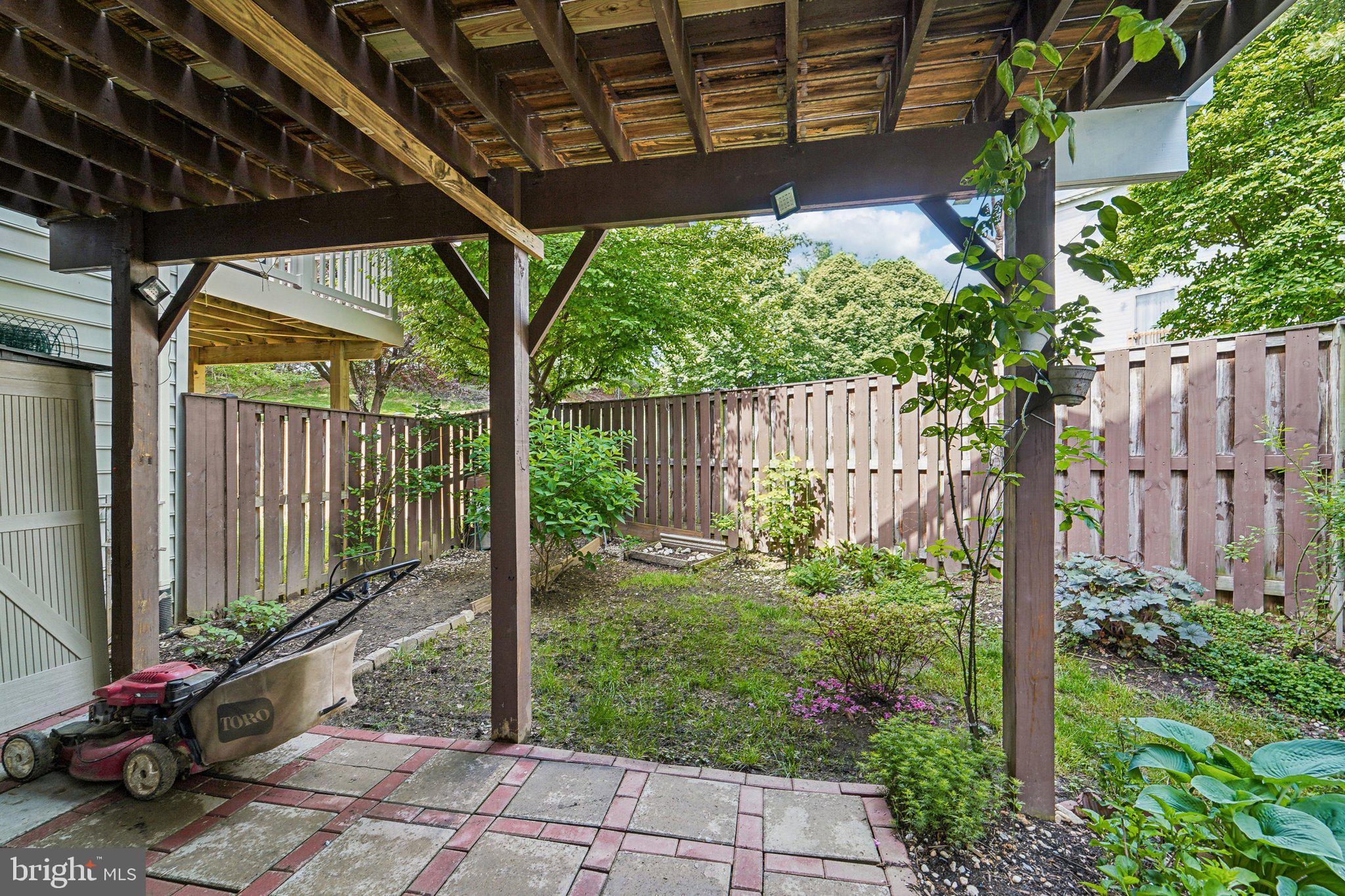 SNOWDEN RIDGE - Residential