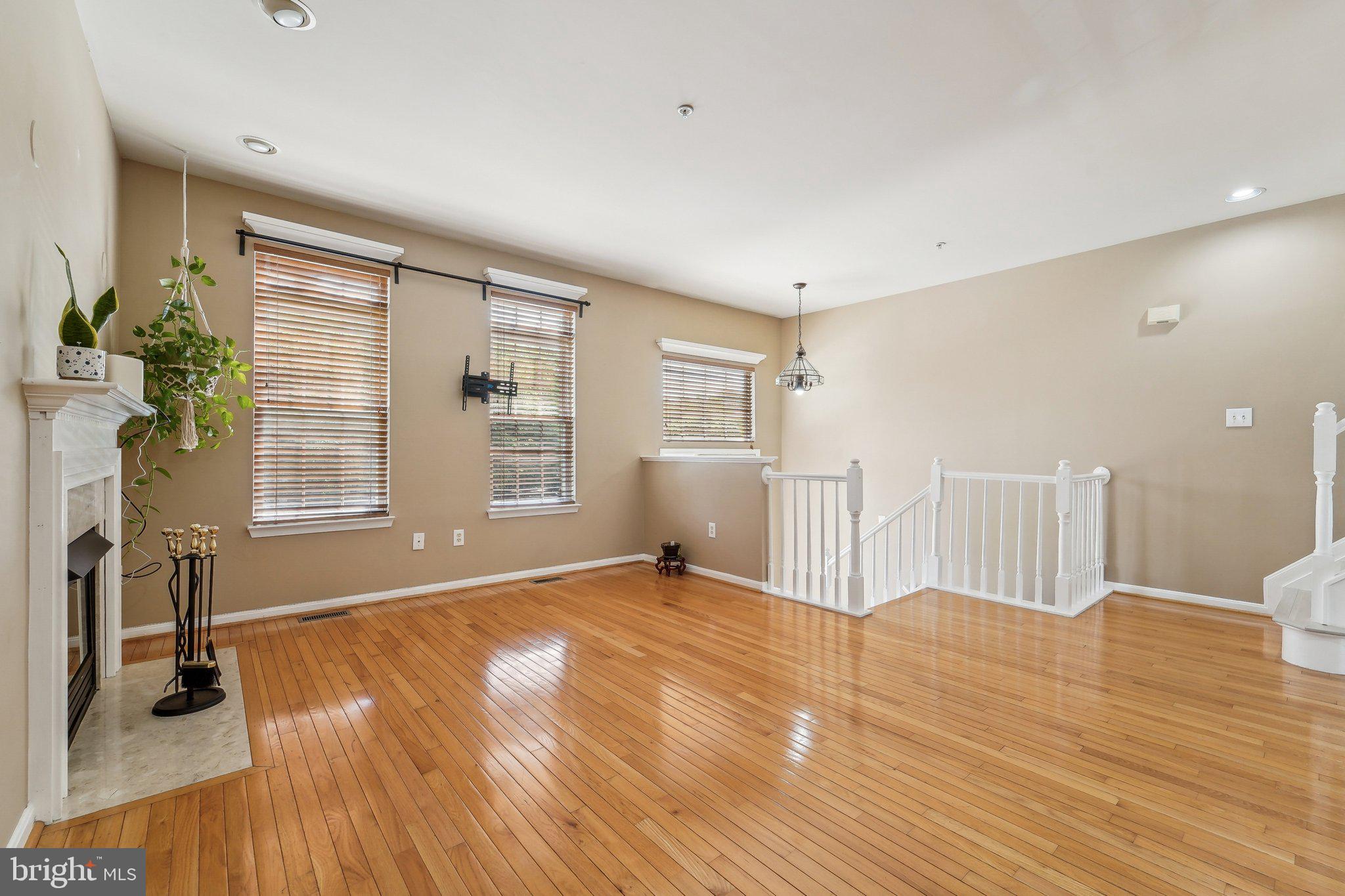 SNOWDEN RIDGE - Residential