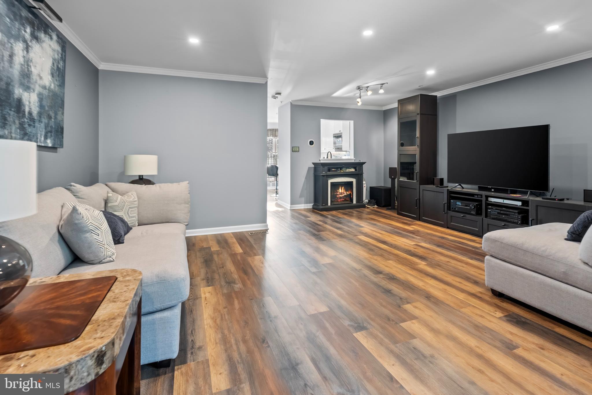 WINTERS RUN MANOR - Residential