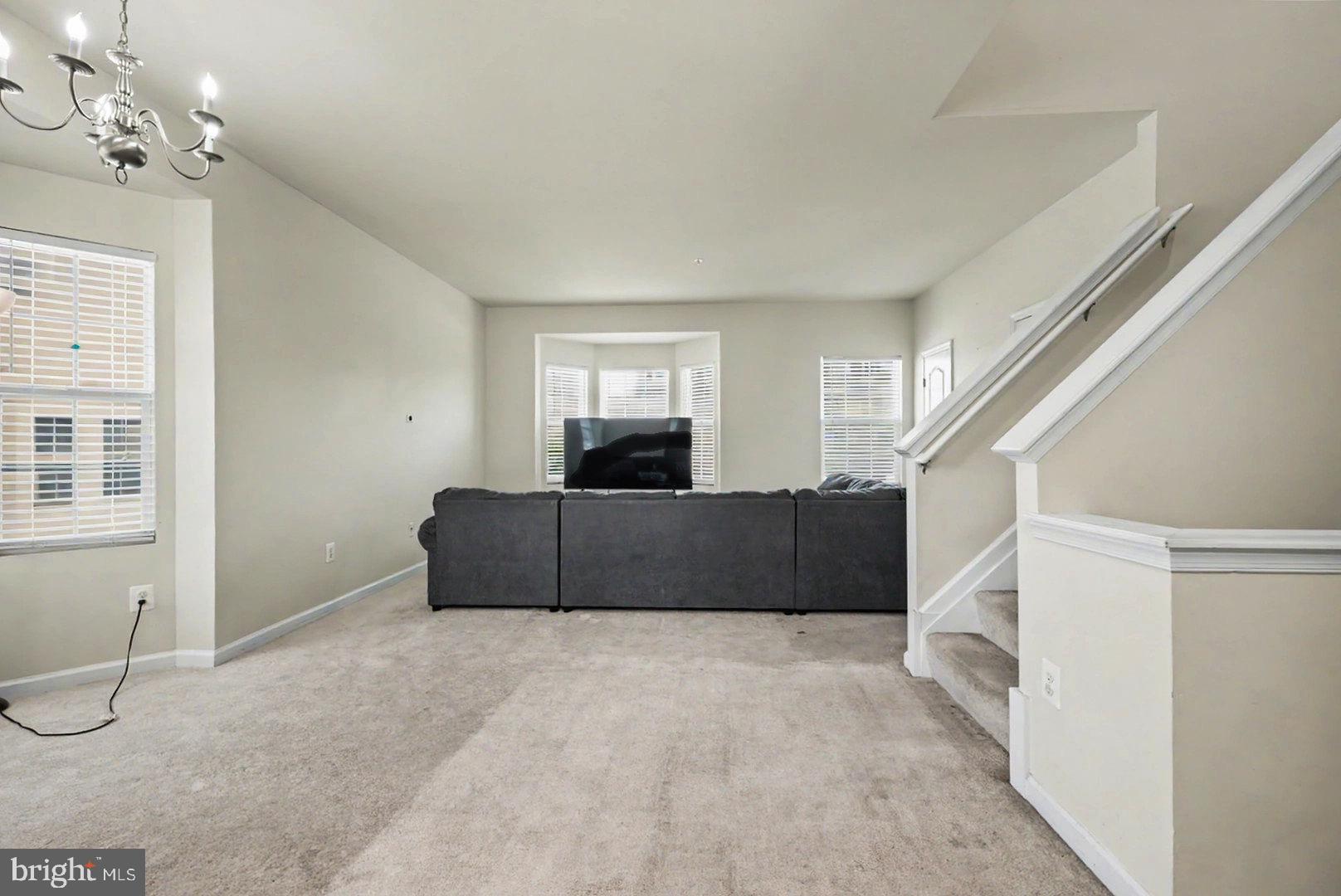5043 OYSTER REEF PLACE