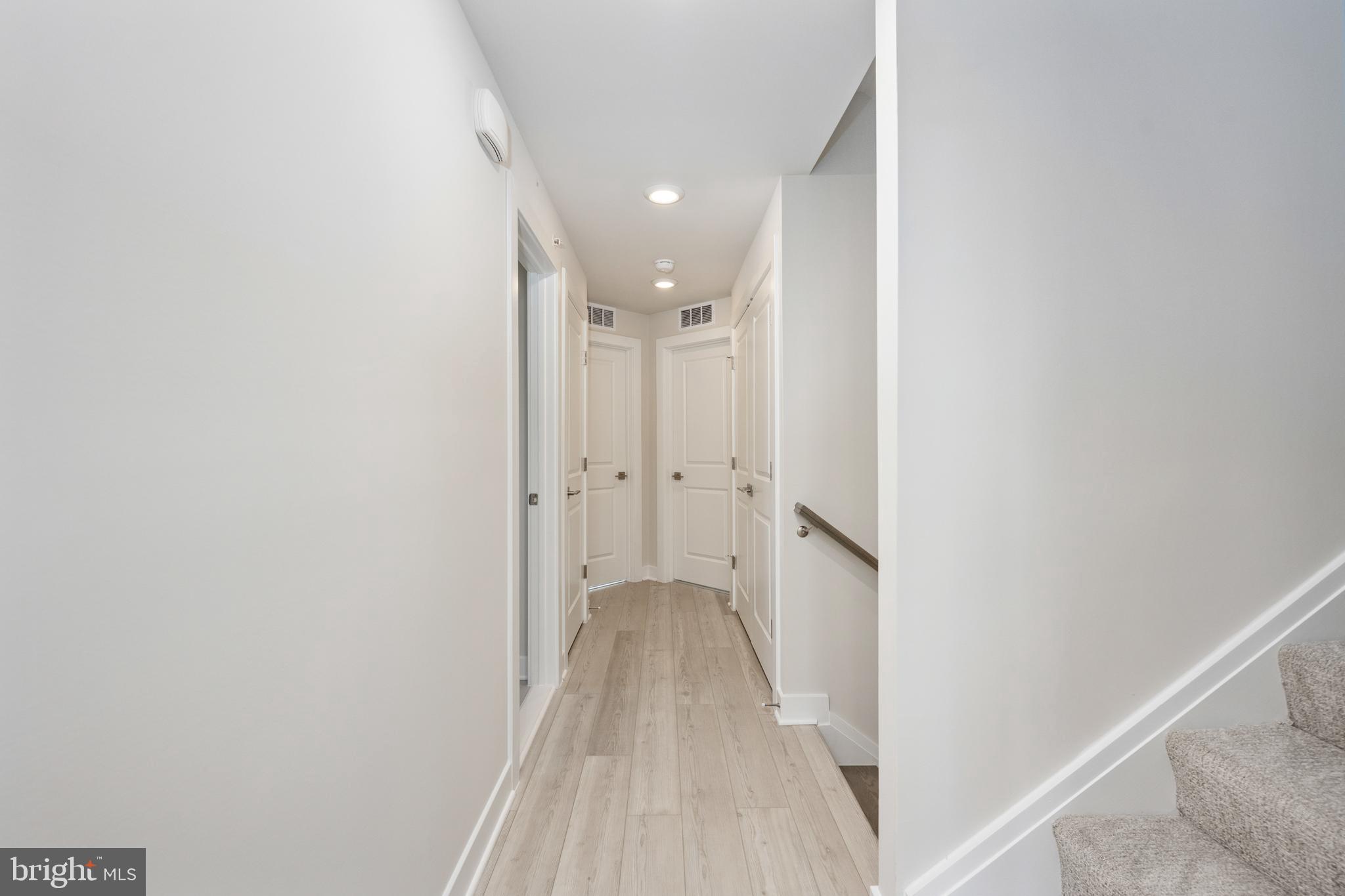 ONE LOUDOUN - Residential