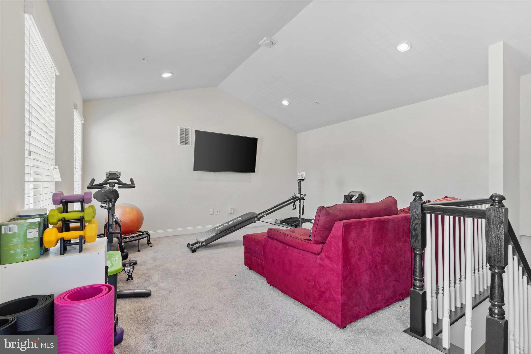 STONEHAVEN - Residential