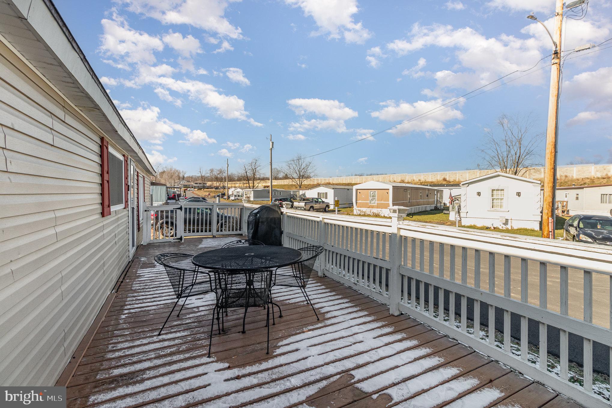 HARBORTON PLACE - Residential