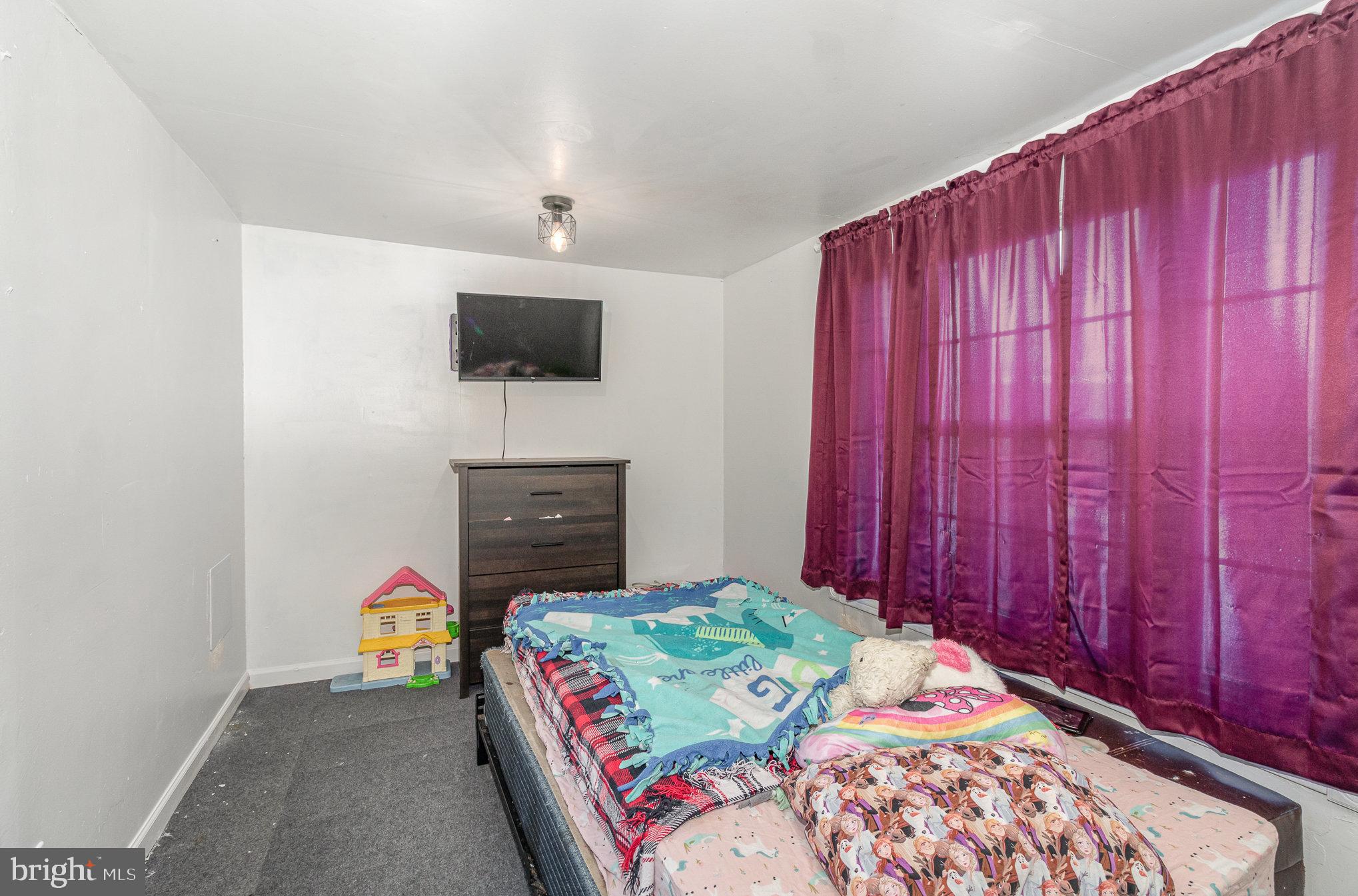 HARBORTON PLACE - Residential